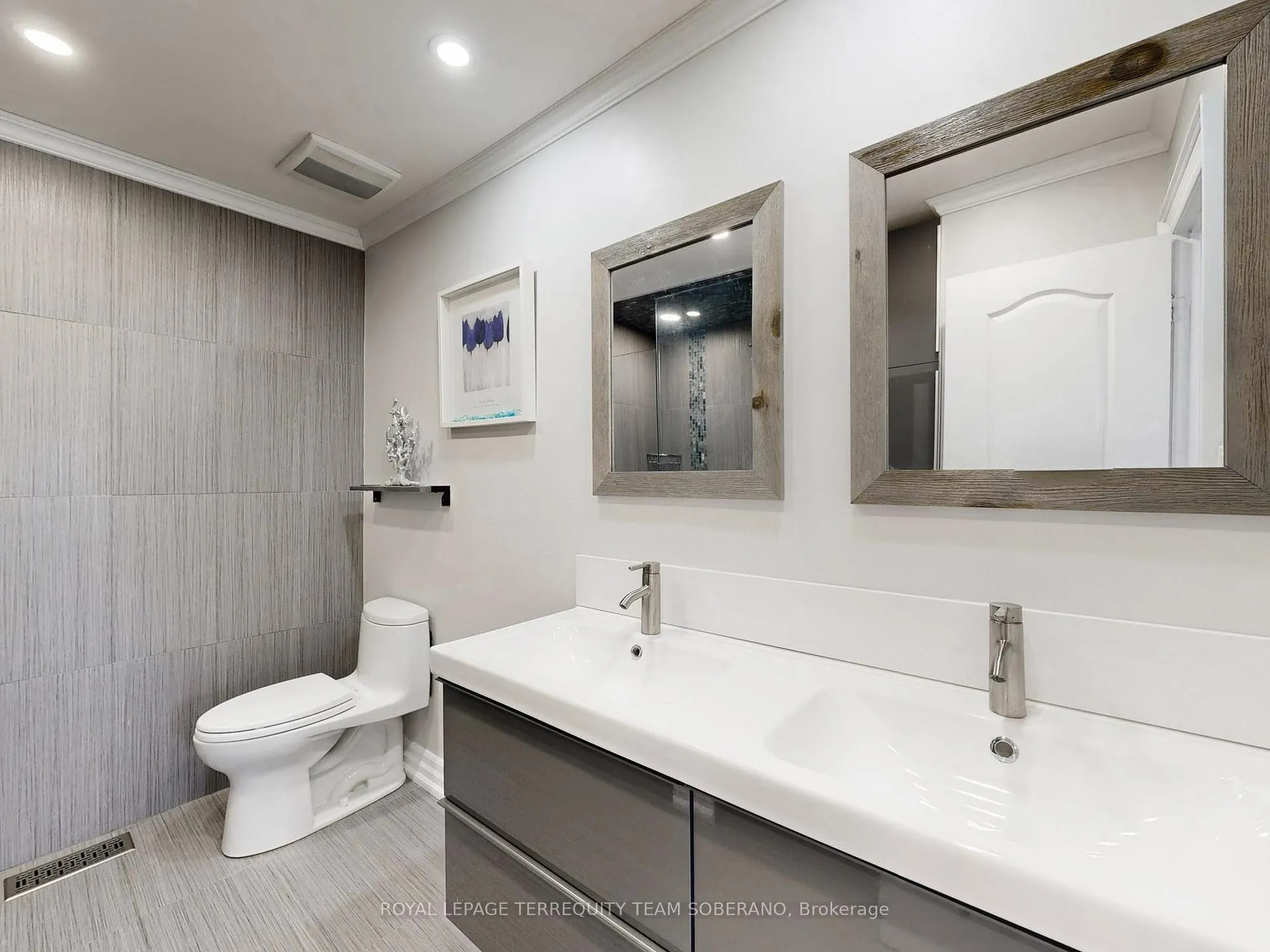 Photo 36 of 121 Adventure Crescent, Vaughan, Vellore Village — HOMEH