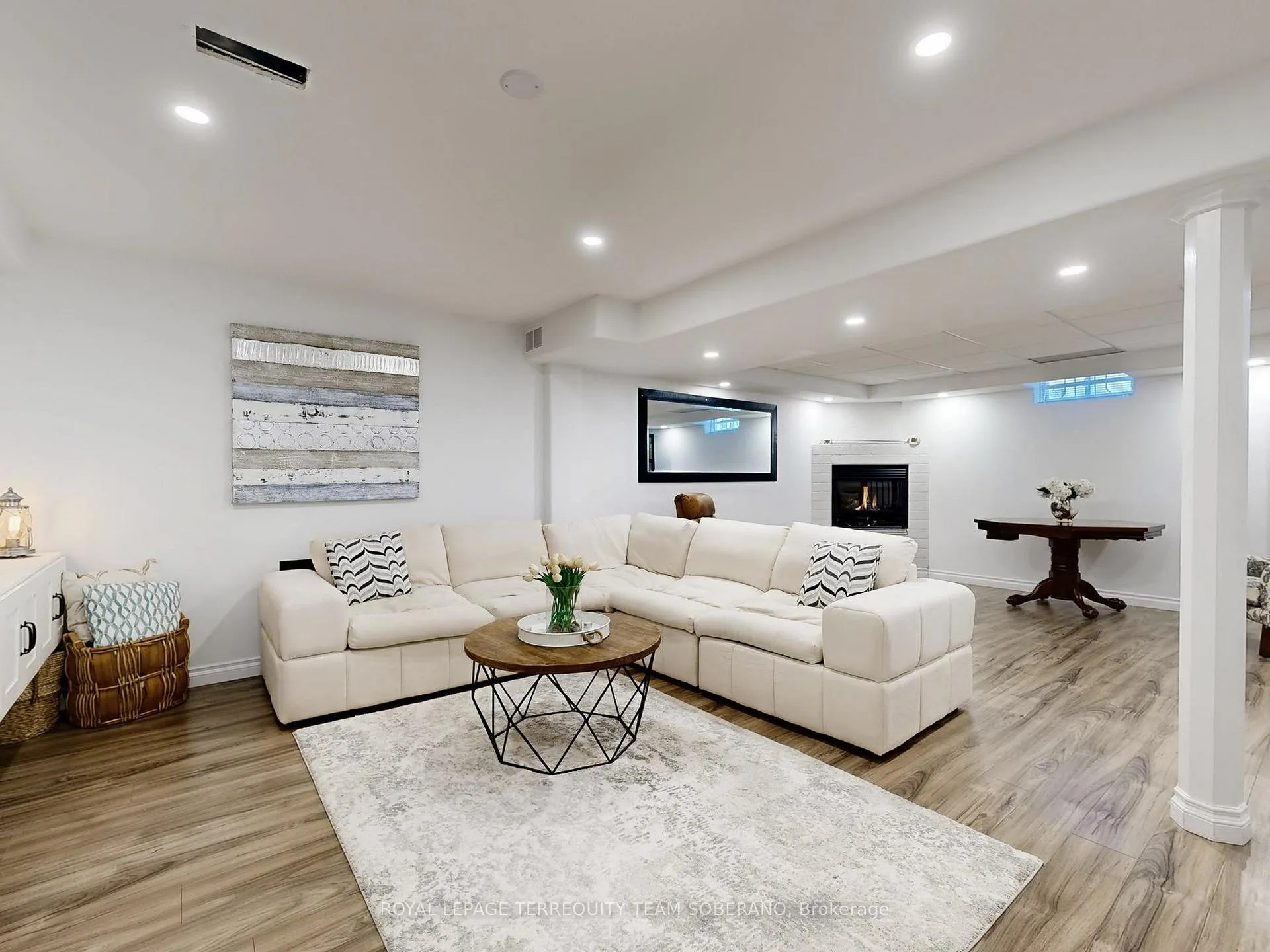 Photo 40 of 121 Adventure Crescent, Vaughan, Vellore Village — HOMEH