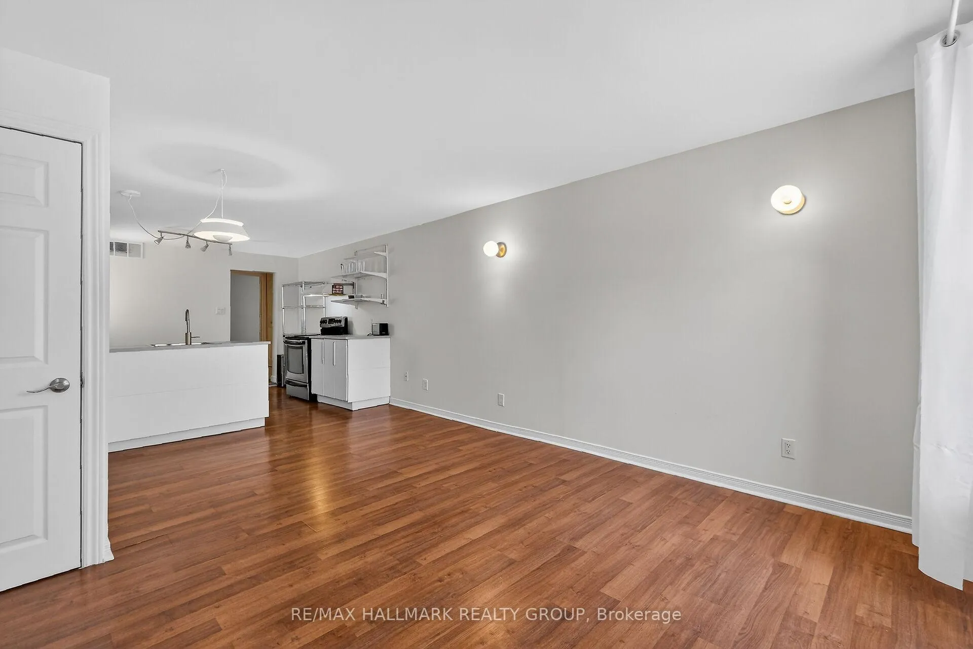Photo 15 of 293 St Andrew Street, Ottawa, Lower Town — HOMEH