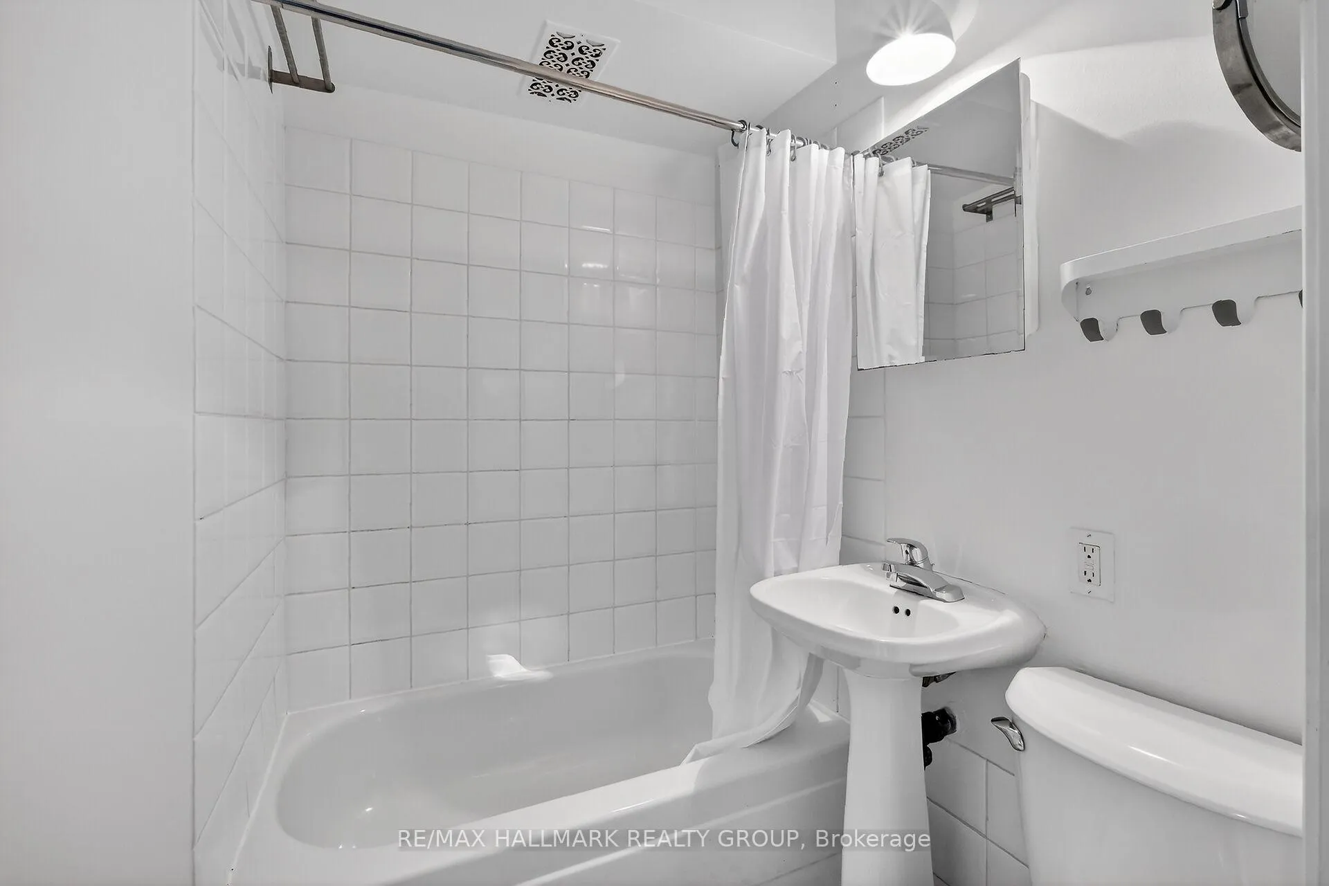 Photo 25 of 293 St Andrew Street, Ottawa, Lower Town — HOMEH