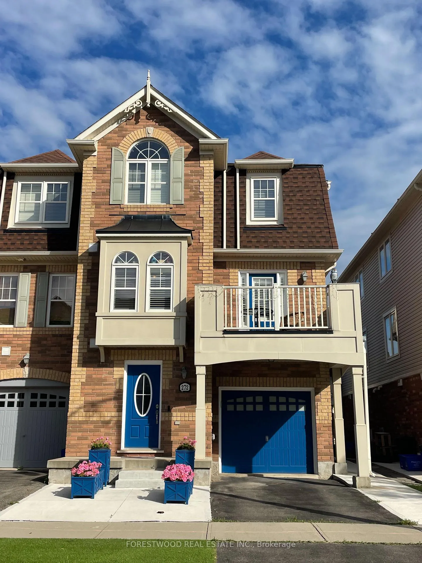 Front of 272 wetenhall landing Lane