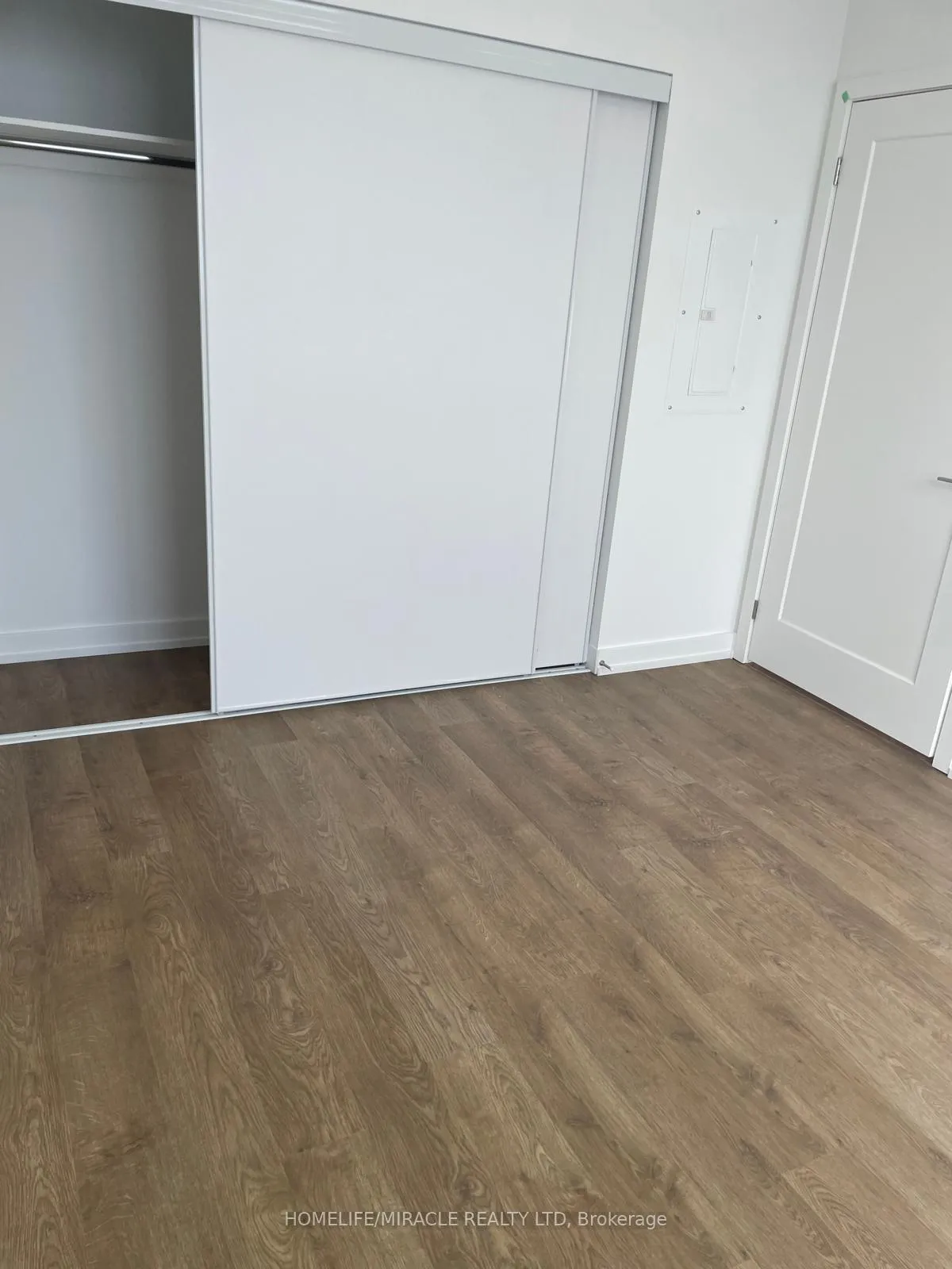 Photo 13 of Unit B-907, 9751 Markham Road, Markham, Greensborough — HOMEH