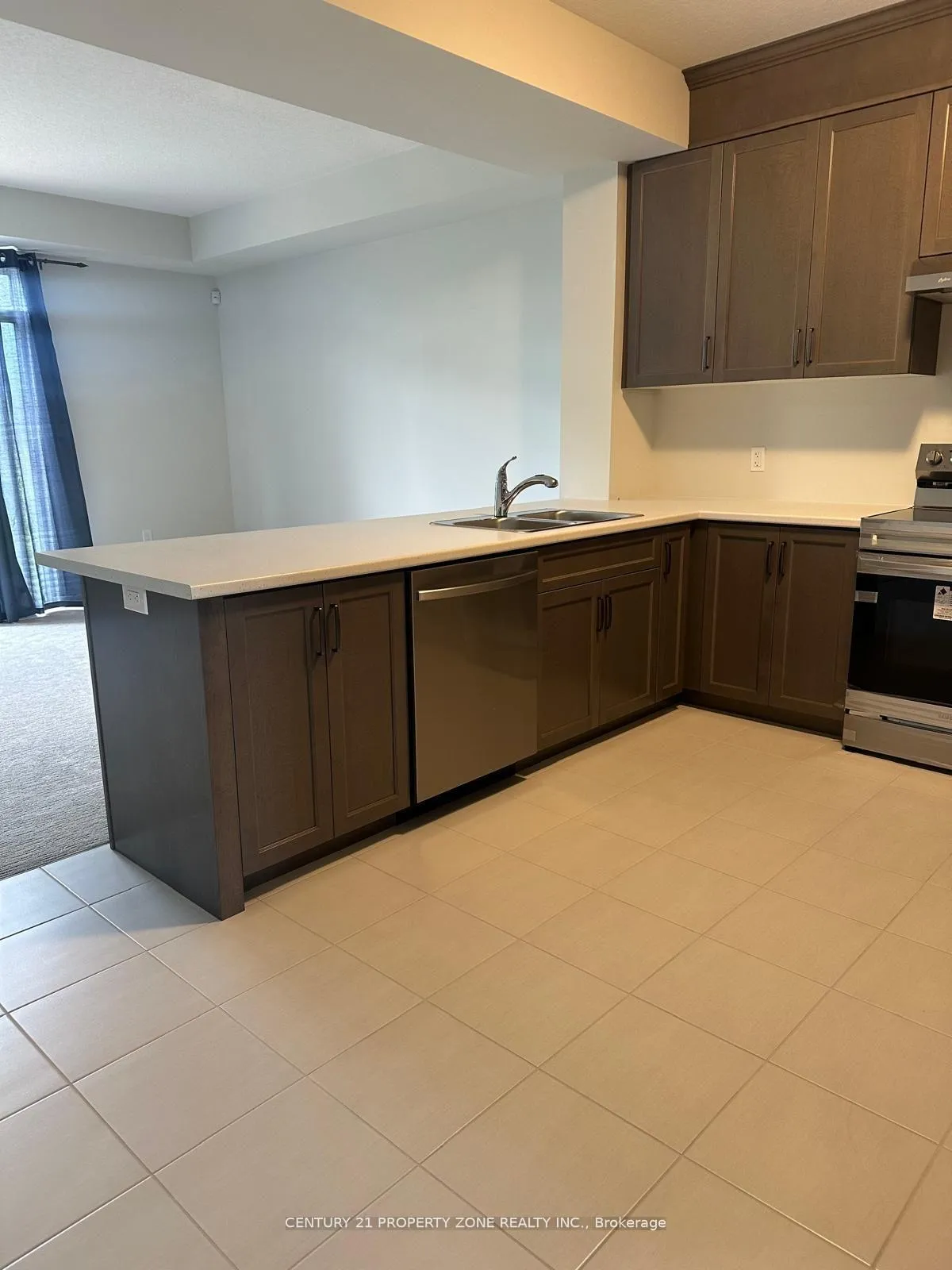 Photo 2 of 77 Lloyd Davies Way, Hamilton, Binbrook — HOMEH