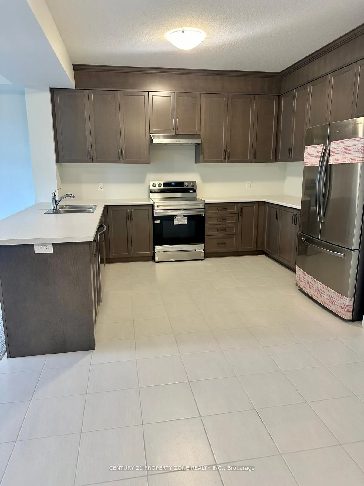 Photo 3 of 77 Lloyd Davies Way, Hamilton, Binbrook — HOMEH