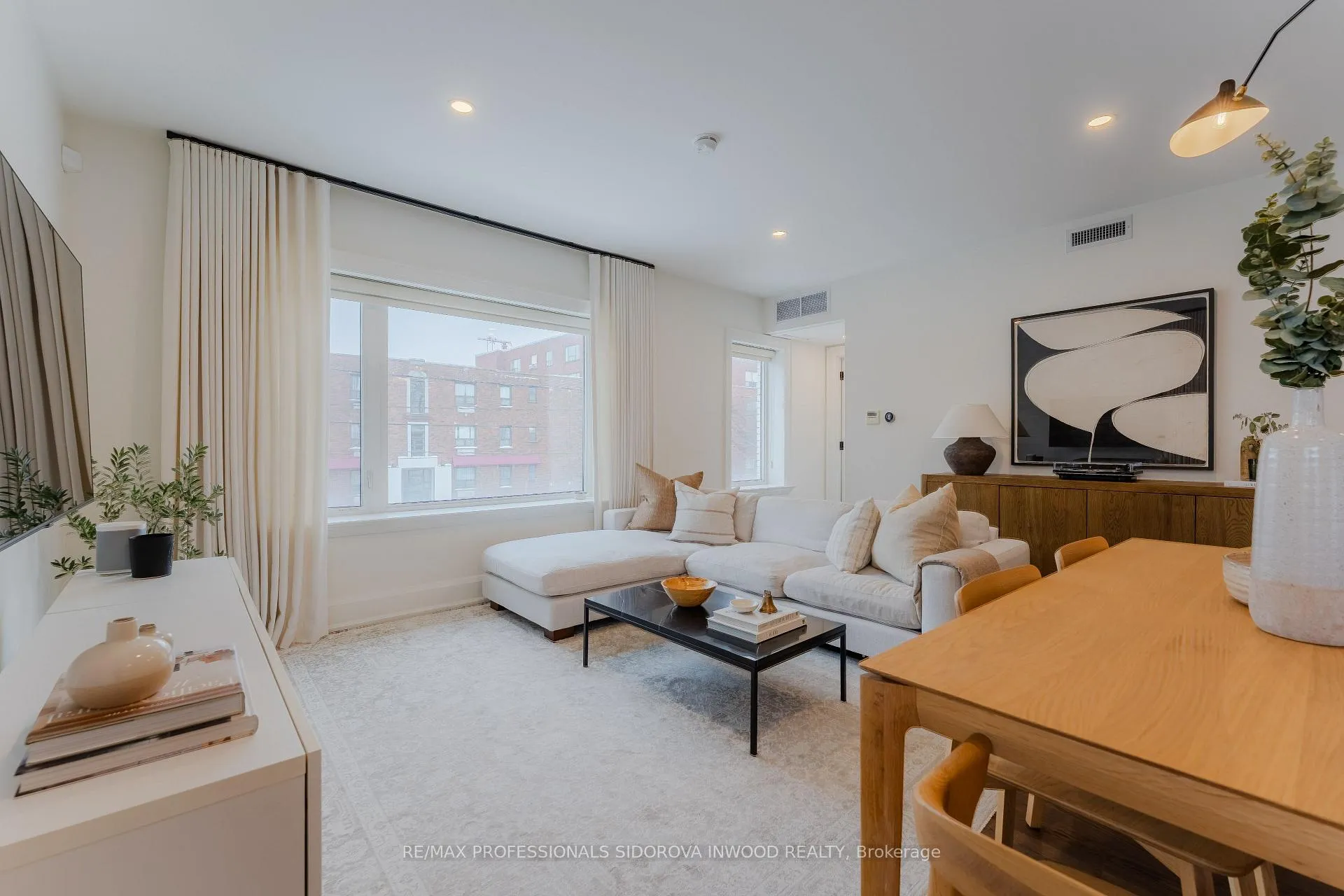 Photo 4 of Unit 3A, 1657 Bathurst Street, Toronto, Forest Hill South — HOMEH