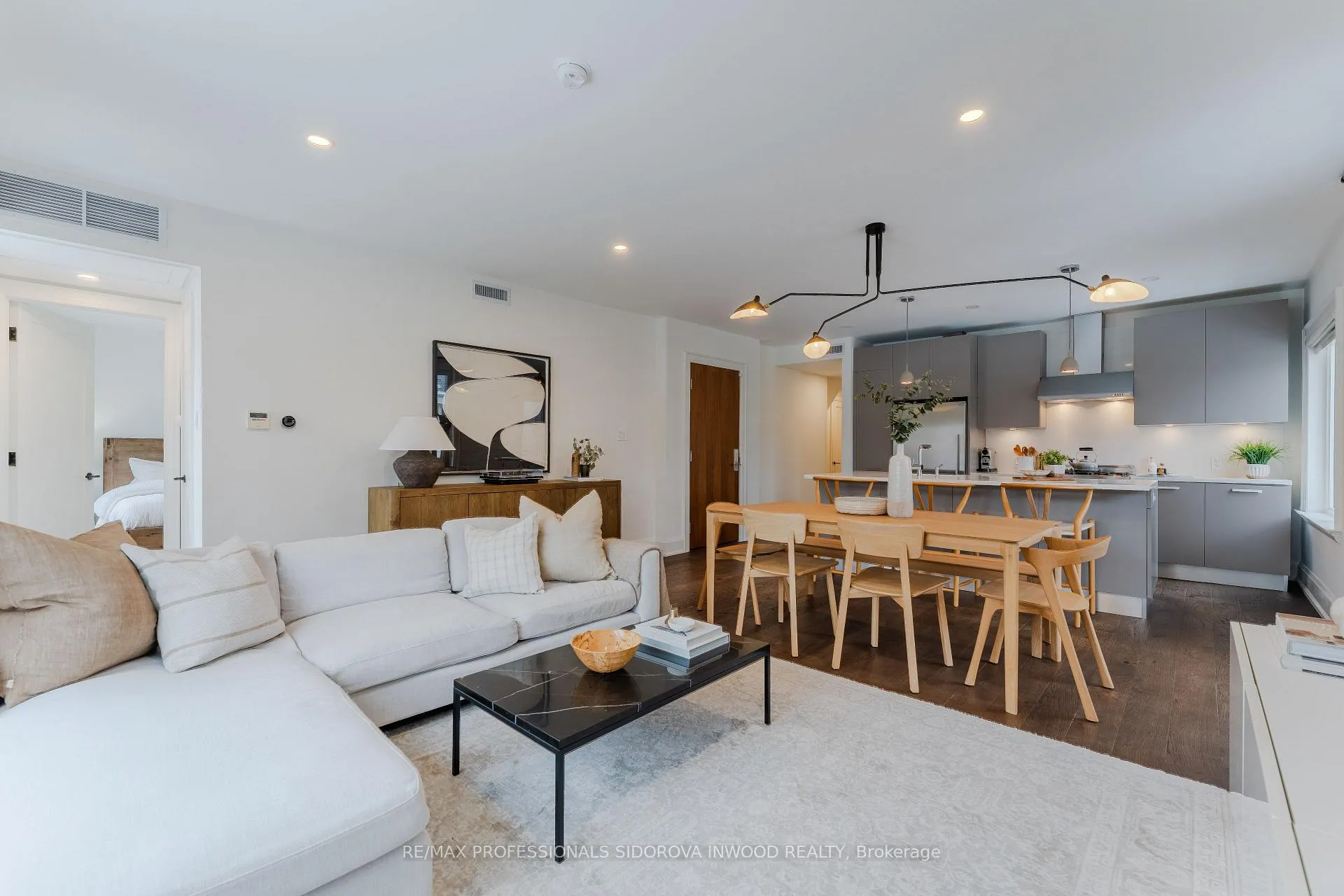 Photo 5 of Unit 3A, 1657 Bathurst Street, Toronto, Forest Hill South — HOMEH