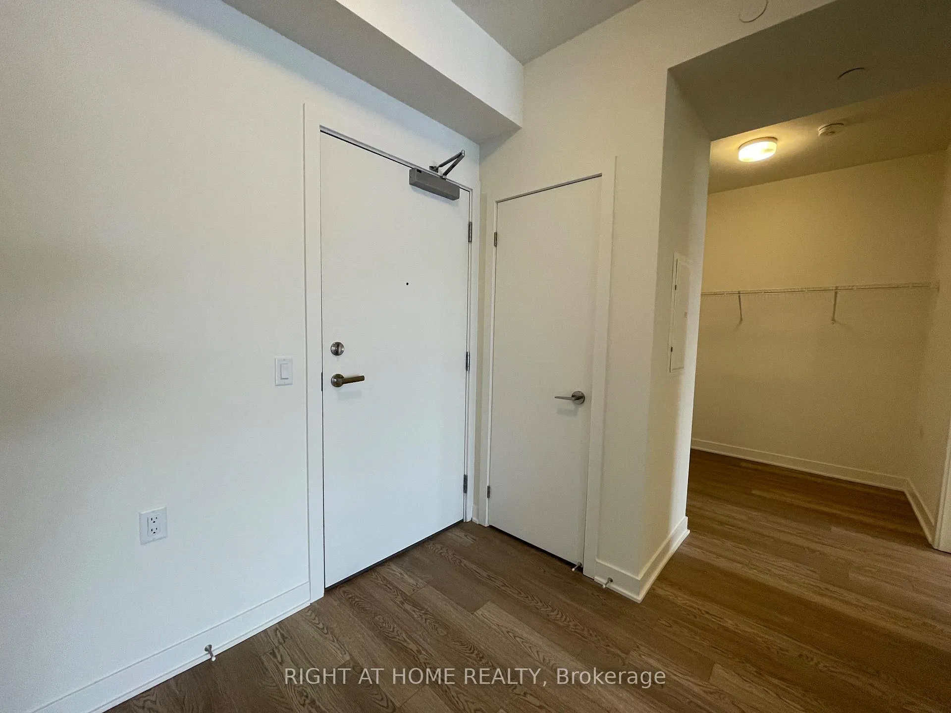 Photo 3 of Unit 309, 51 Clarington Boulevard, Clarington, Bowmanville — HOMEH