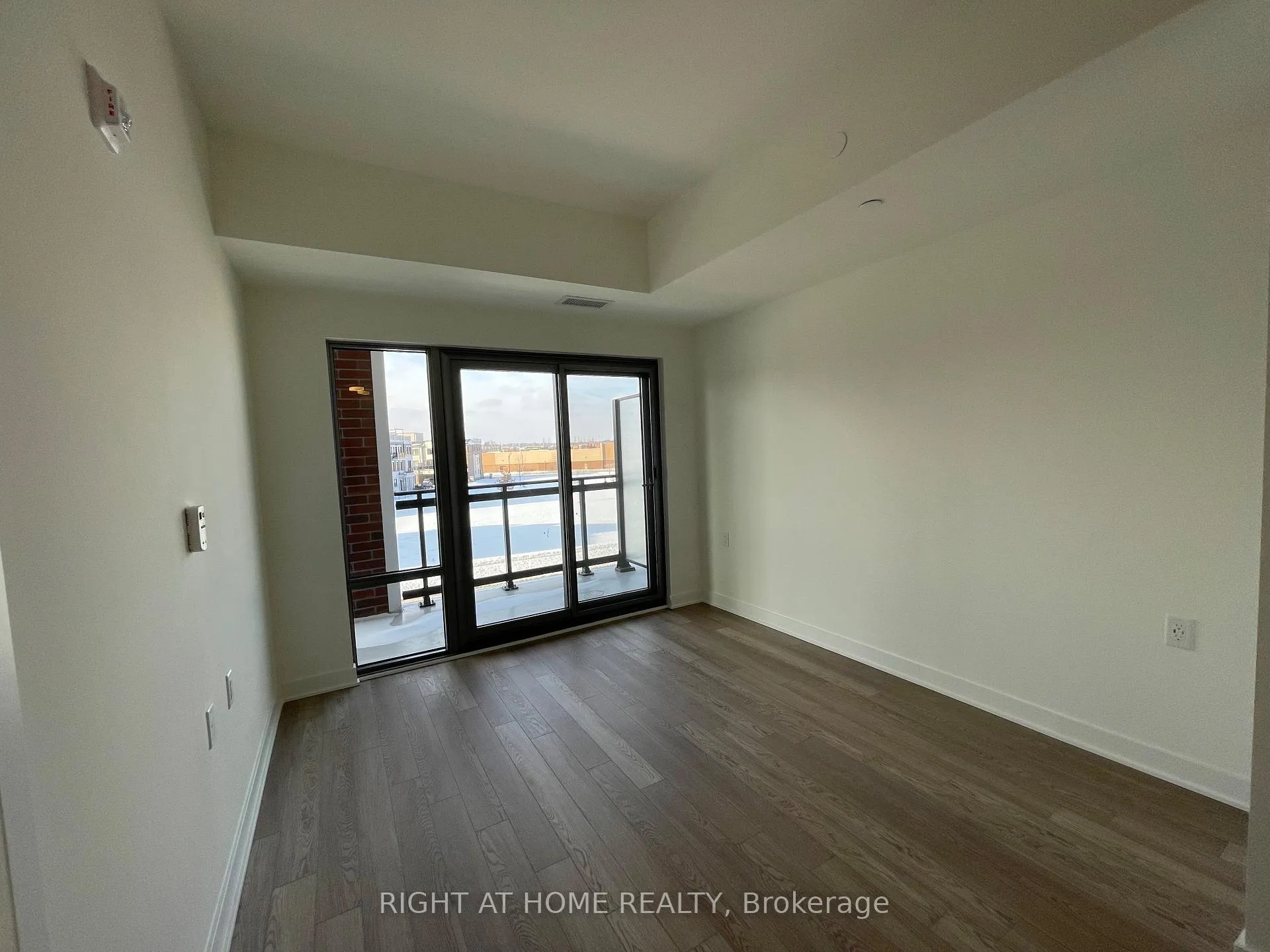 Photo 7 of Unit 309, 51 Clarington Boulevard, Clarington, Bowmanville — HOMEH