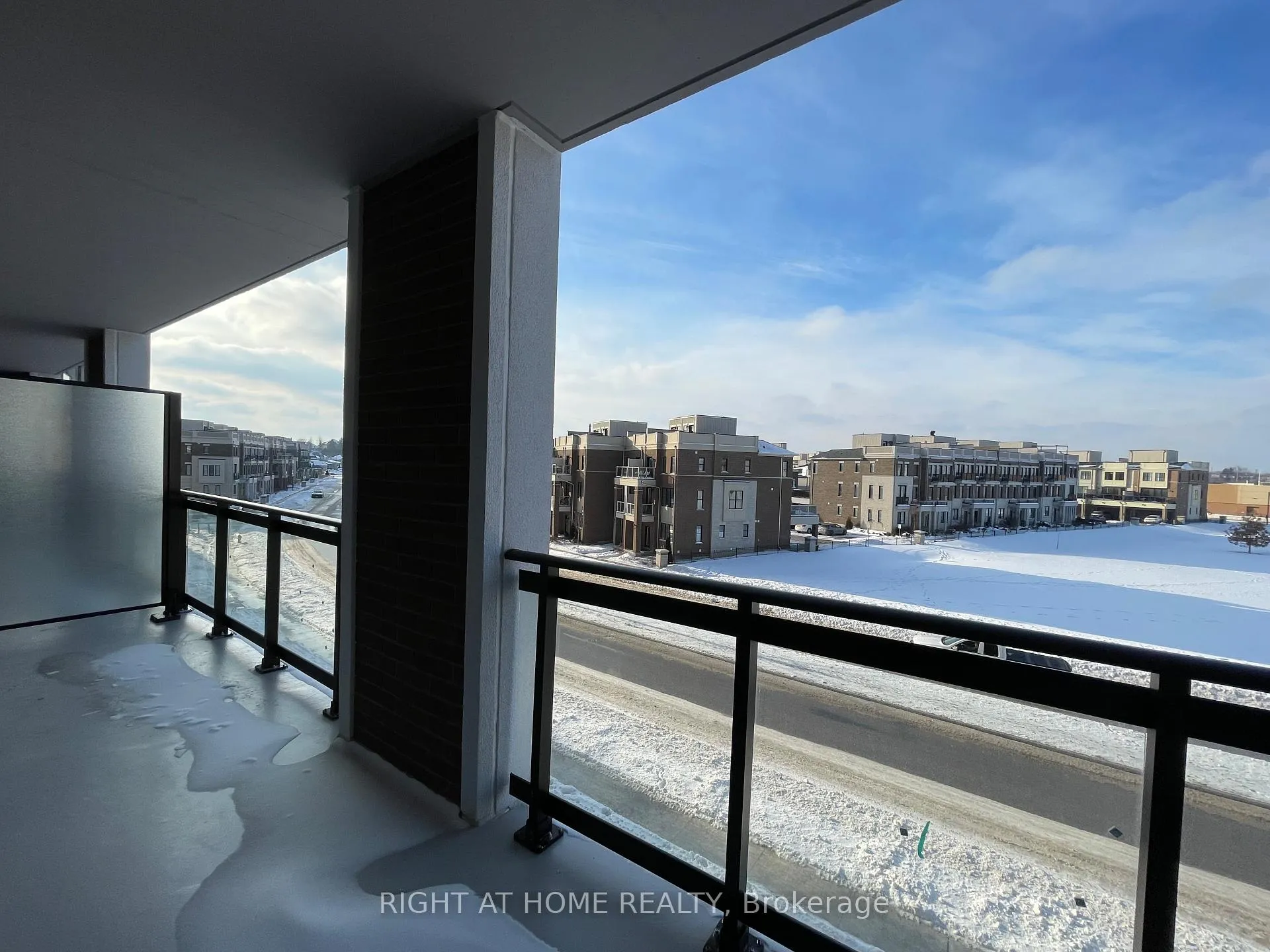 Photo 10 of Unit 309, 51 Clarington Boulevard, Clarington, Bowmanville — HOMEH