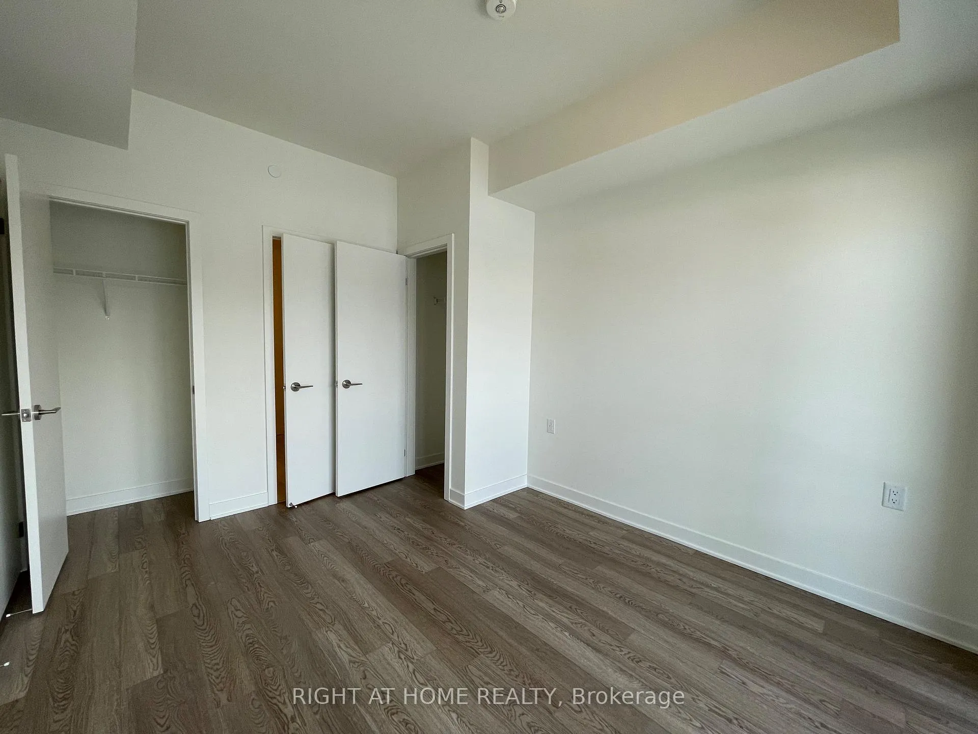 Photo 15 of Unit 309, 51 Clarington Boulevard, Clarington, Bowmanville — HOMEH