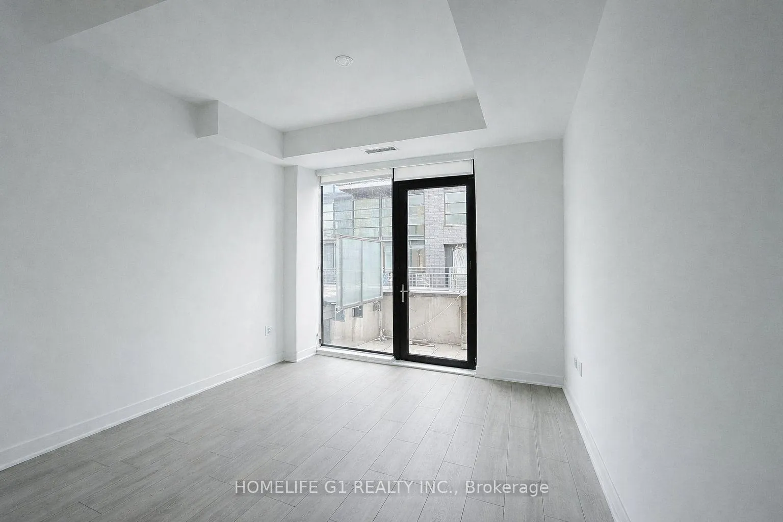 Front of Unit 81, 1608 Charles Street
