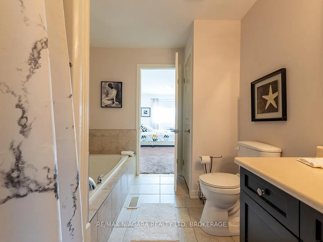 Photo 19 of 63 Falcon Drive, Welland, Coyle Creek — HOMEH