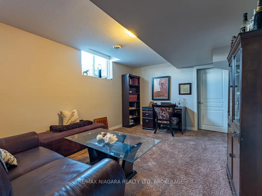 Photo 28 of 63 Falcon Drive, Welland, Coyle Creek — HOMEH