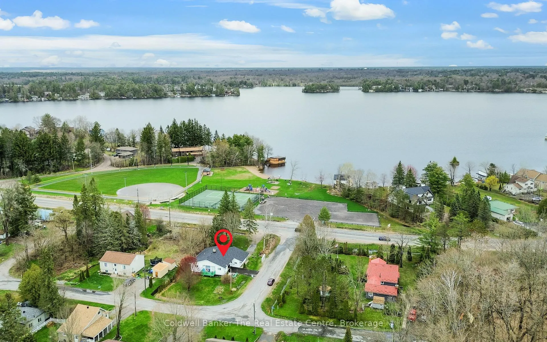 Photo 1 of 100 Readman Street, Gravenhurst, Muskoka (S) — HOMEH