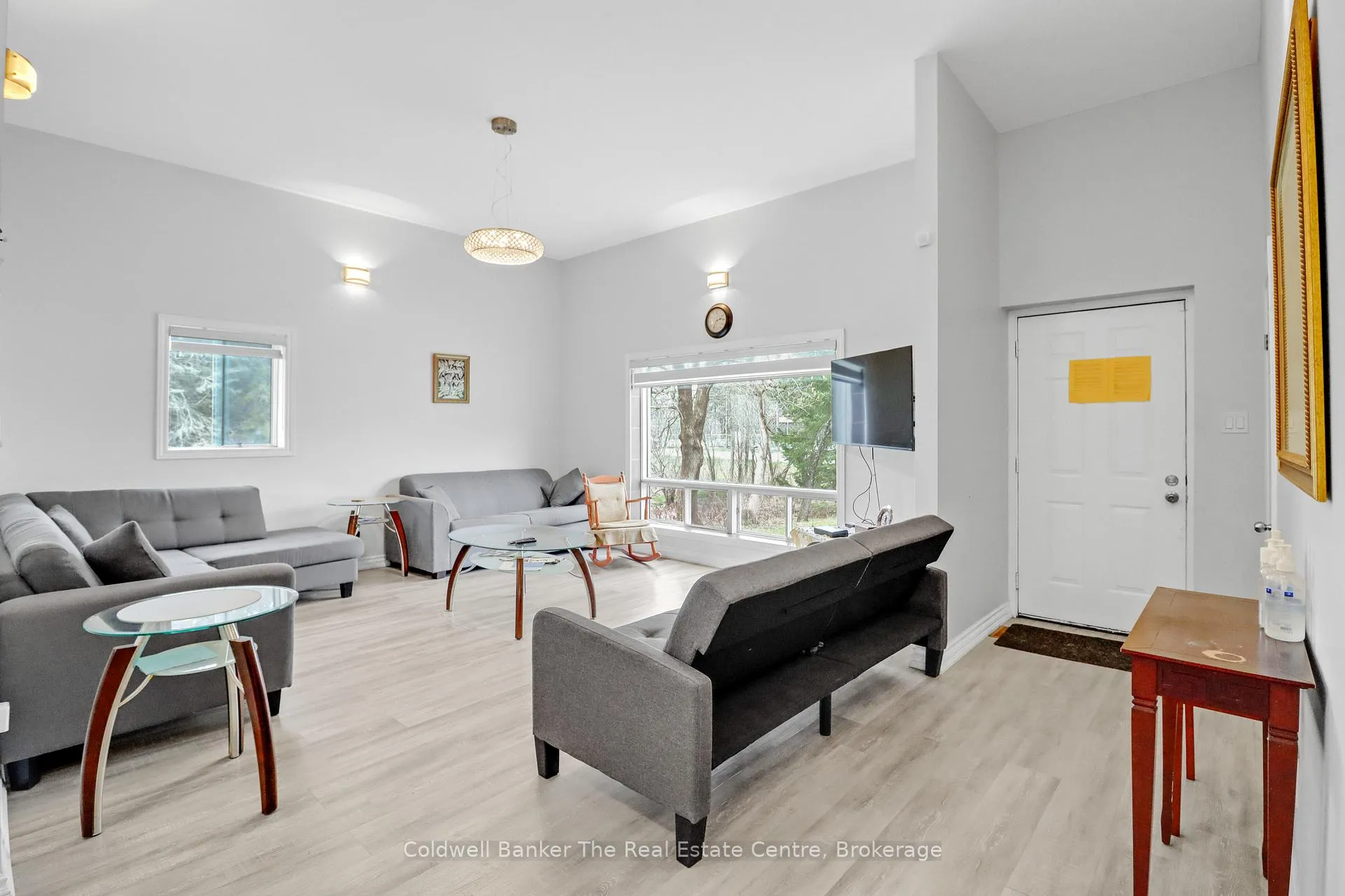 Photo 9 of 100 Readman Street, Gravenhurst, Muskoka (S) — HOMEH