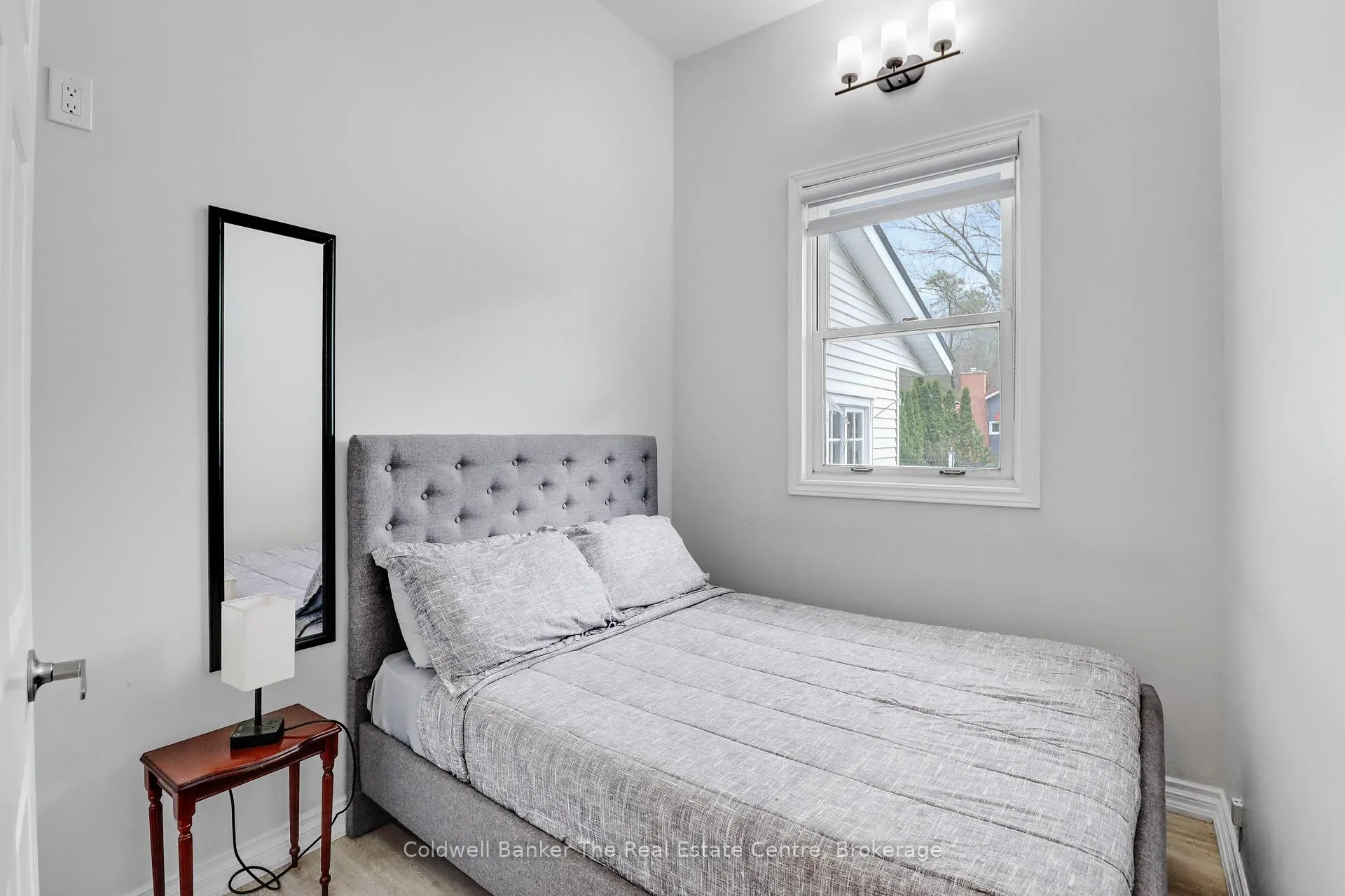 Photo 13 of 100 Readman Street, Gravenhurst, Muskoka (S) — HOMEH