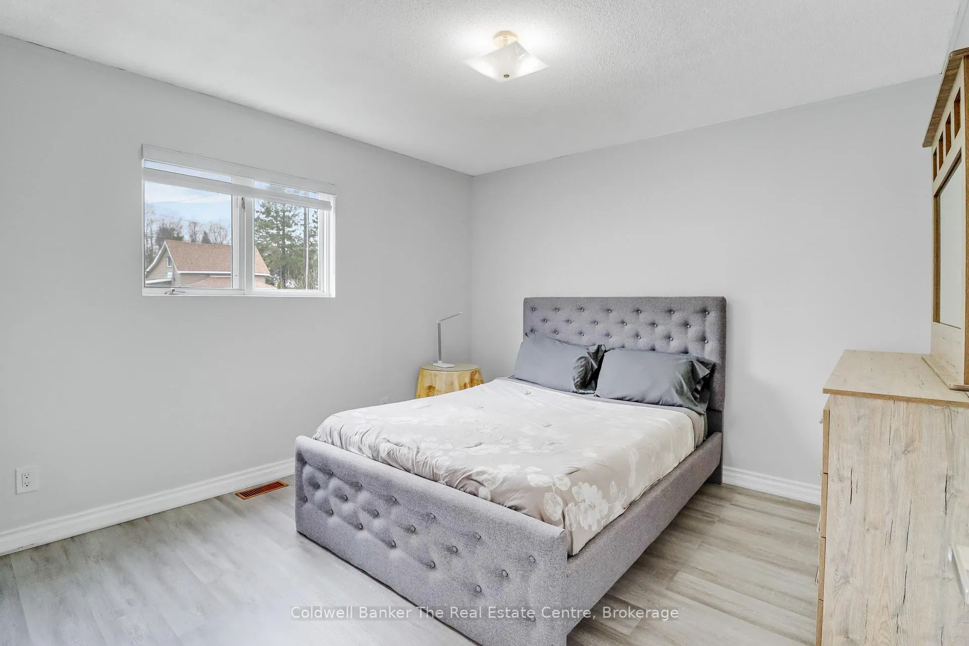 Photo 20 of 100 Readman Street, Gravenhurst, Muskoka (S) — HOMEH