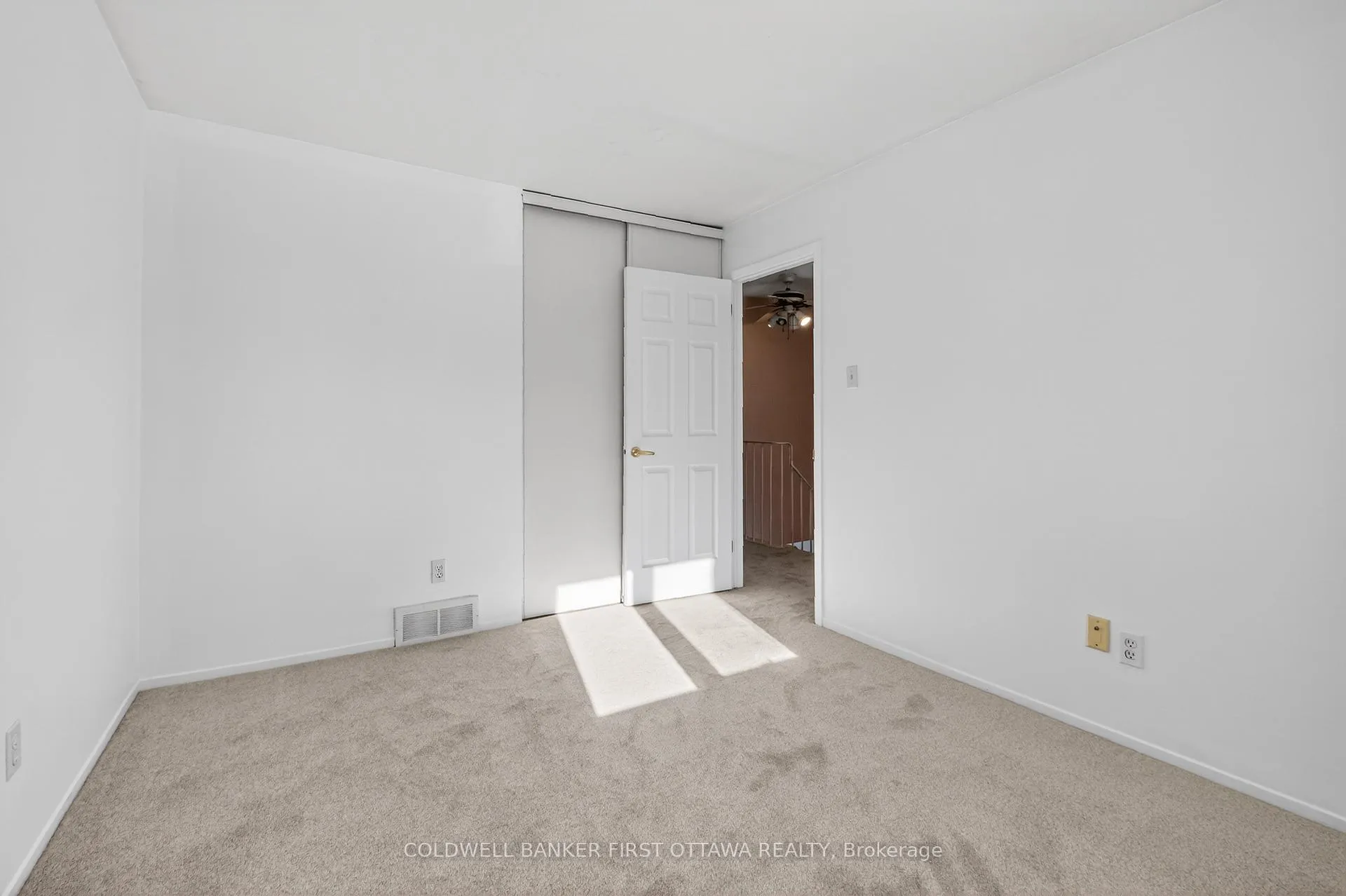 Photo 23 of 273 Kinglet Way, Ottawa, Chatelaine Village — HOMEH