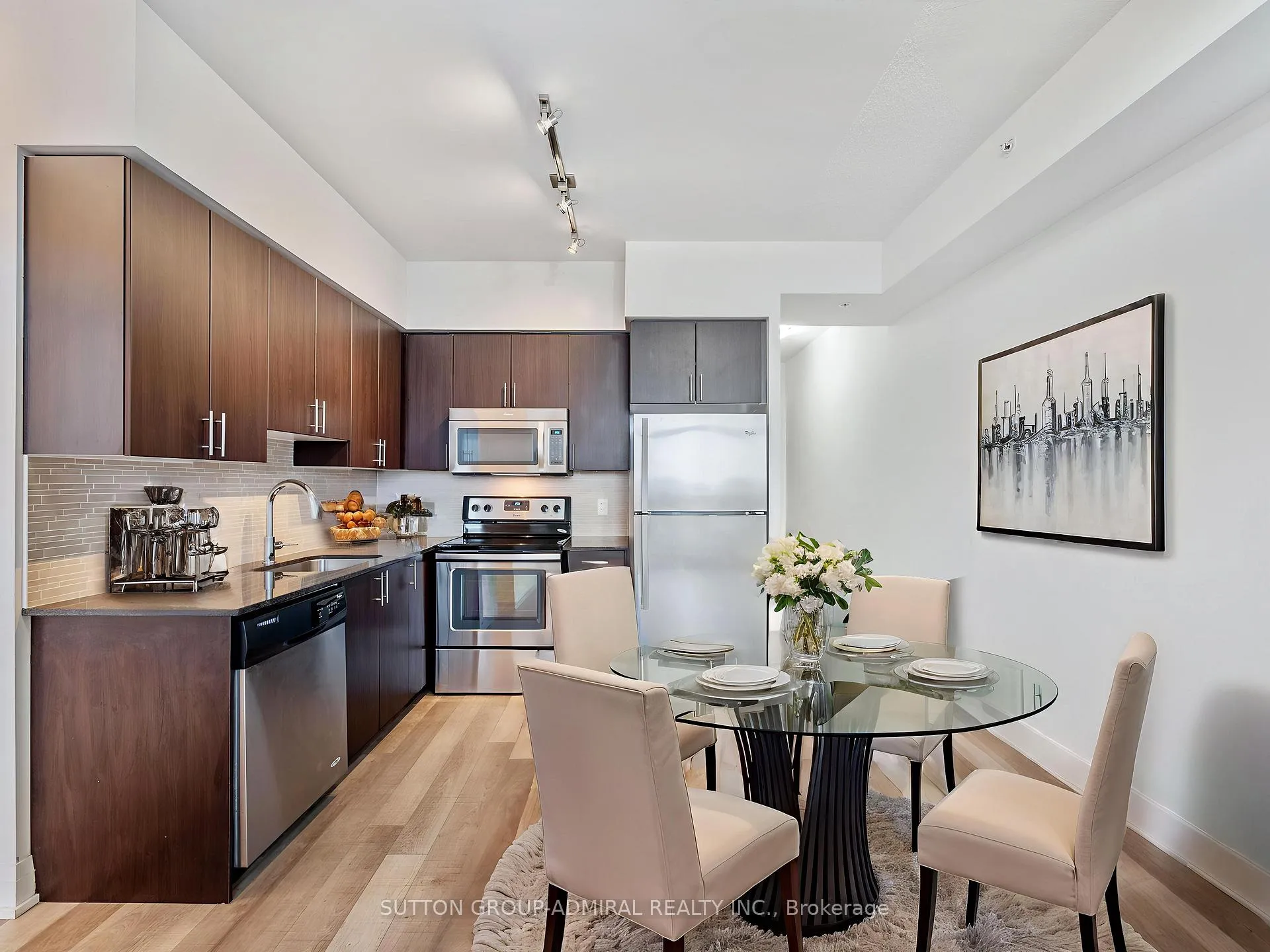 Photo 8 of Unit 1515, 85 North Park Road, Vaughan, Beverley Glen — HOMEH