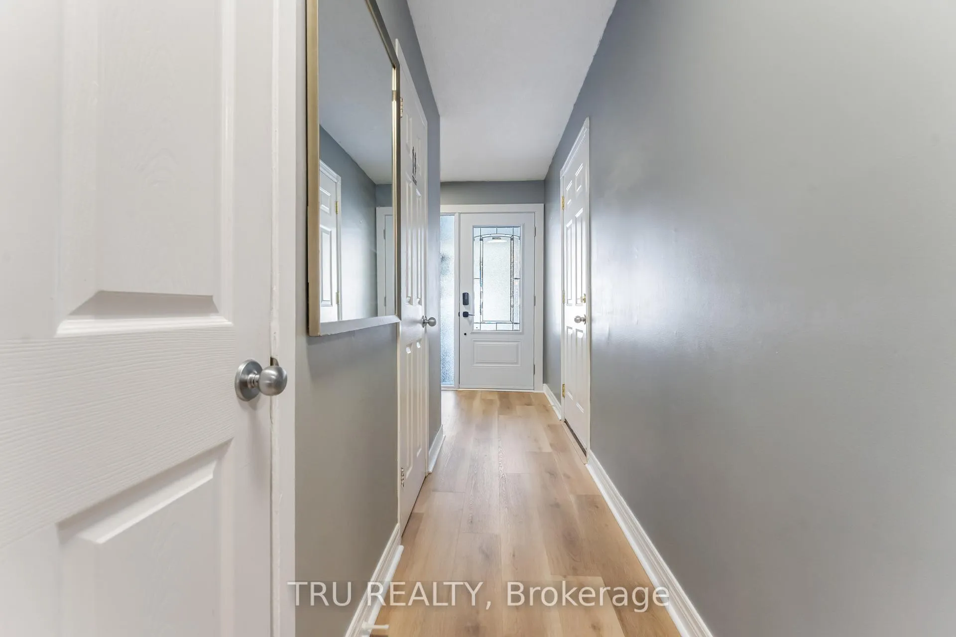 Photo 8 of Unit 2, 2960 Penny Drive, Ottawa, Britannia Heights — HOMEH