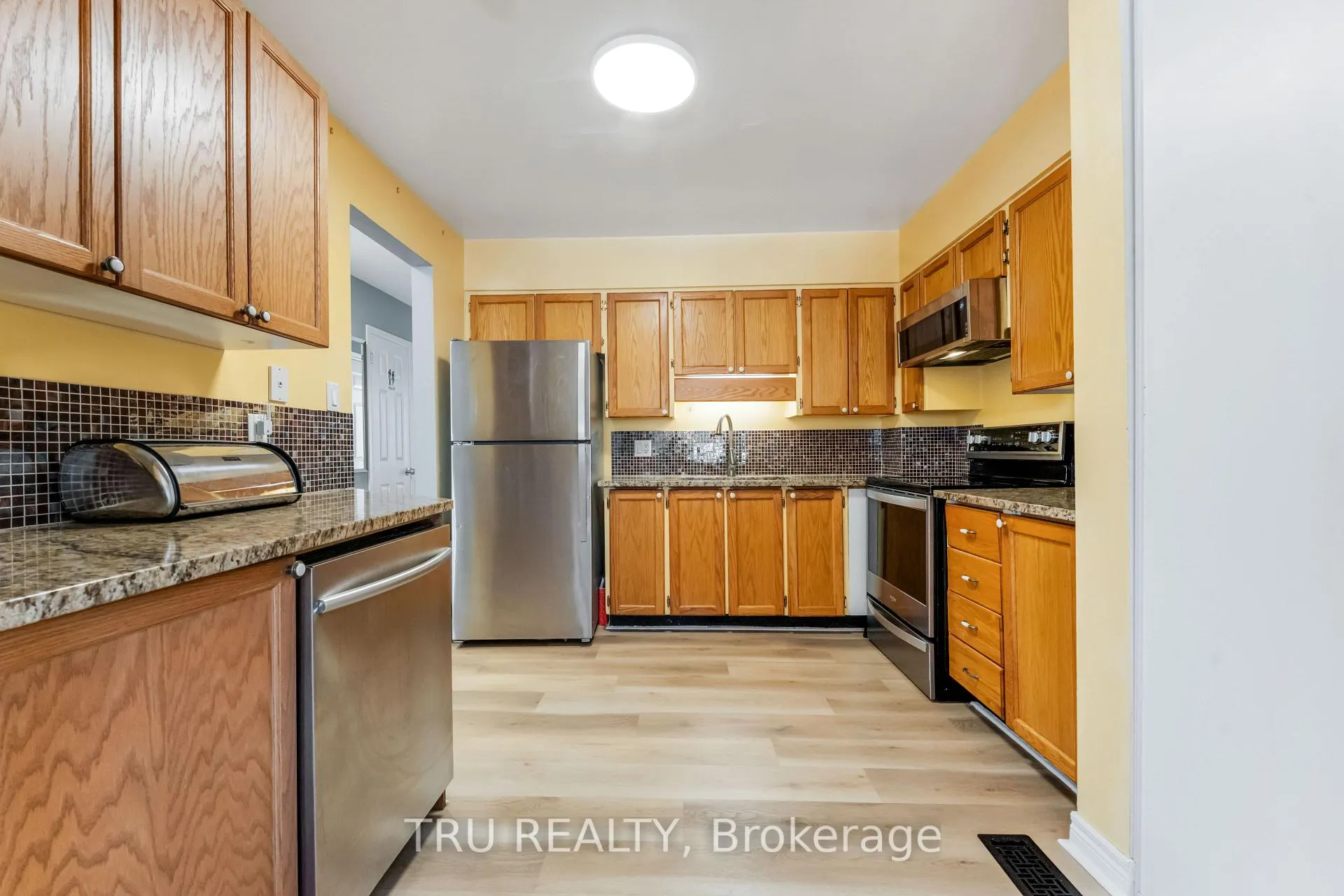 Photo 9 of Unit 2, 2960 Penny Drive, Ottawa, Britannia Heights — HOMEH
