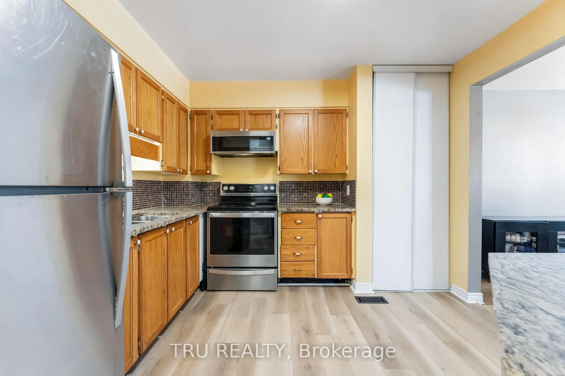 Photo 12 of Unit 2, 2960 Penny Drive, Ottawa, Britannia Heights — HOMEH