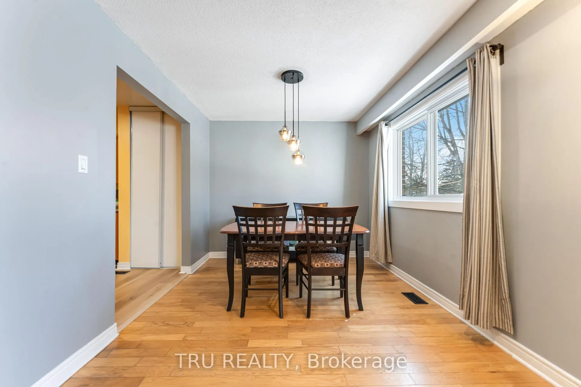 Photo 14 of Unit 2, 2960 Penny Drive, Ottawa, Britannia Heights — HOMEH