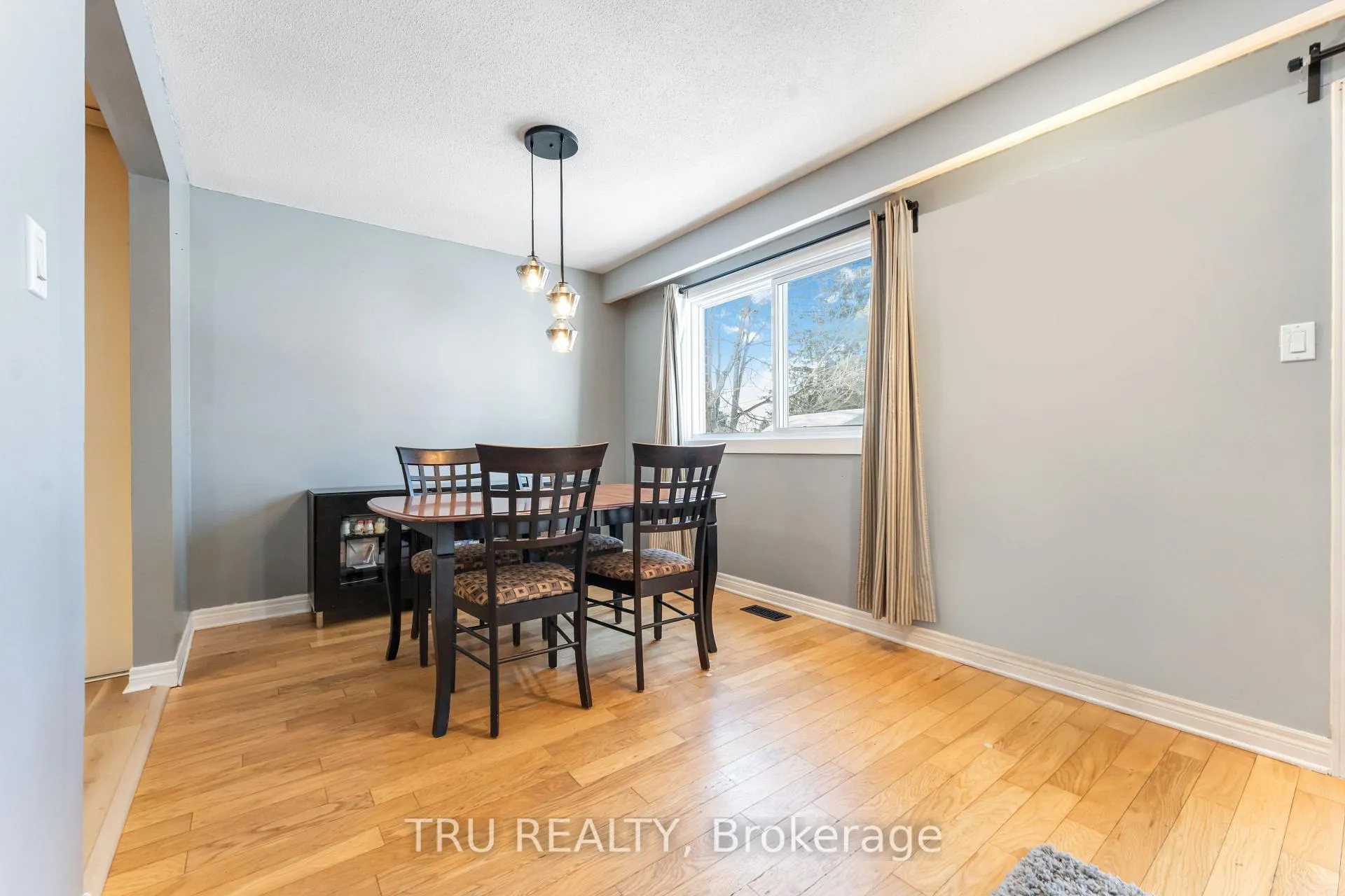 Photo 15 of Unit 2, 2960 Penny Drive, Ottawa, Britannia Heights — HOMEH