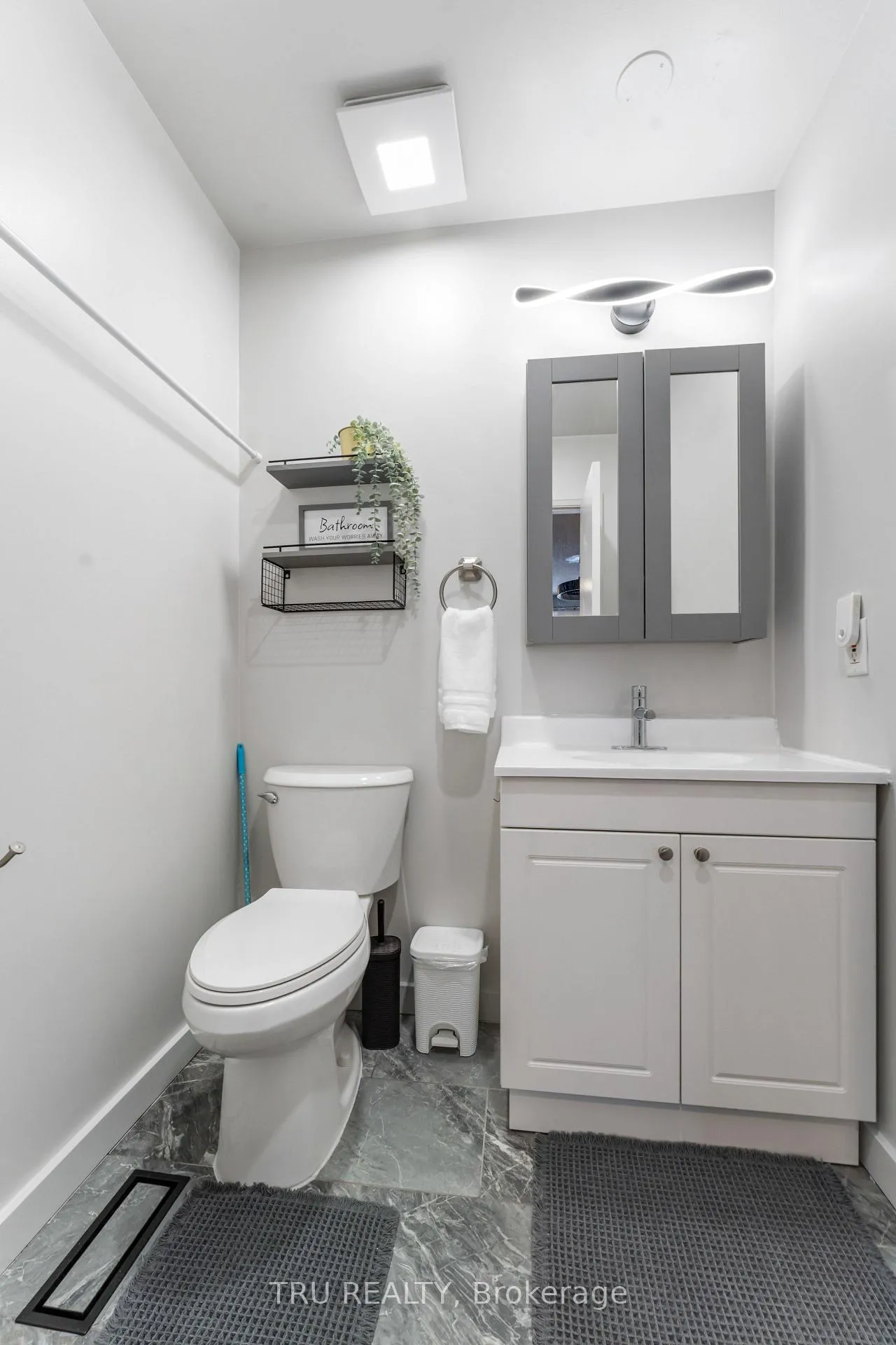 Photo 26 of Unit 2, 2960 Penny Drive, Ottawa, Britannia Heights — HOMEH