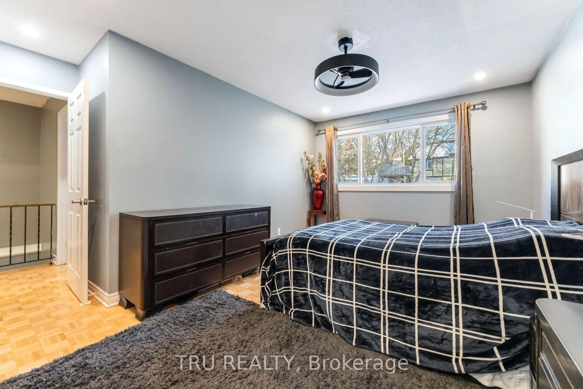 Photo 28 of Unit 2, 2960 Penny Drive, Ottawa, Britannia Heights — HOMEH