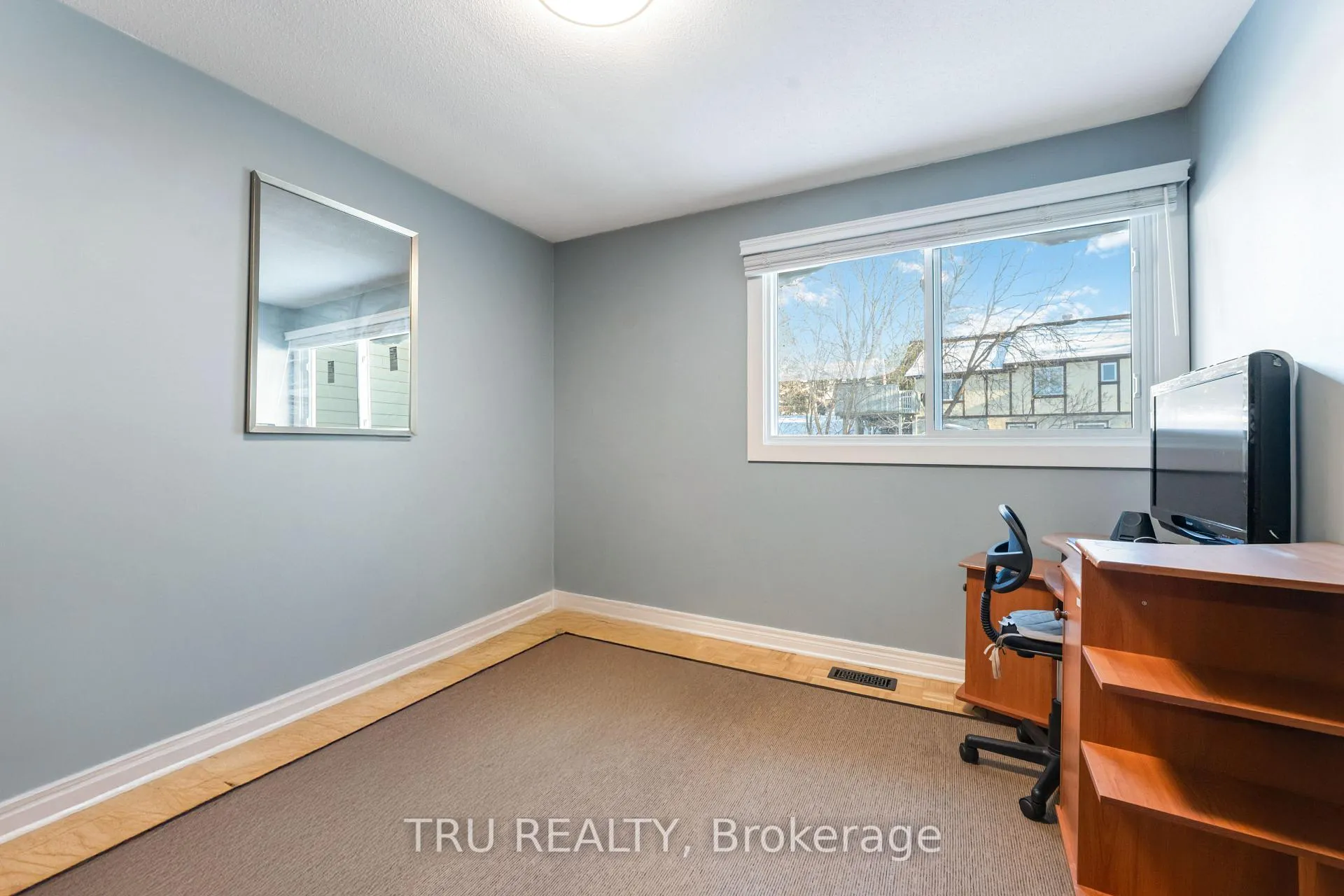 Photo 30 of Unit 2, 2960 Penny Drive, Ottawa, Britannia Heights — HOMEH