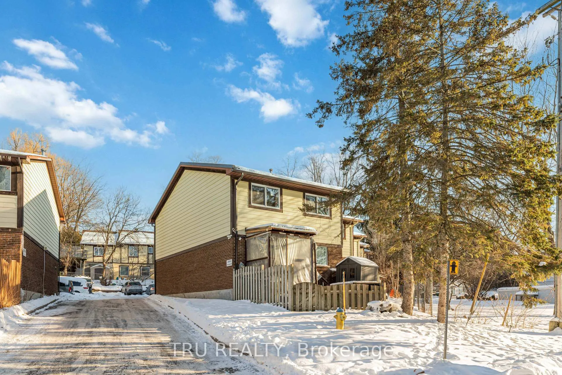 Photo 46 of Unit 2, 2960 Penny Drive, Ottawa, Britannia Heights — HOMEH