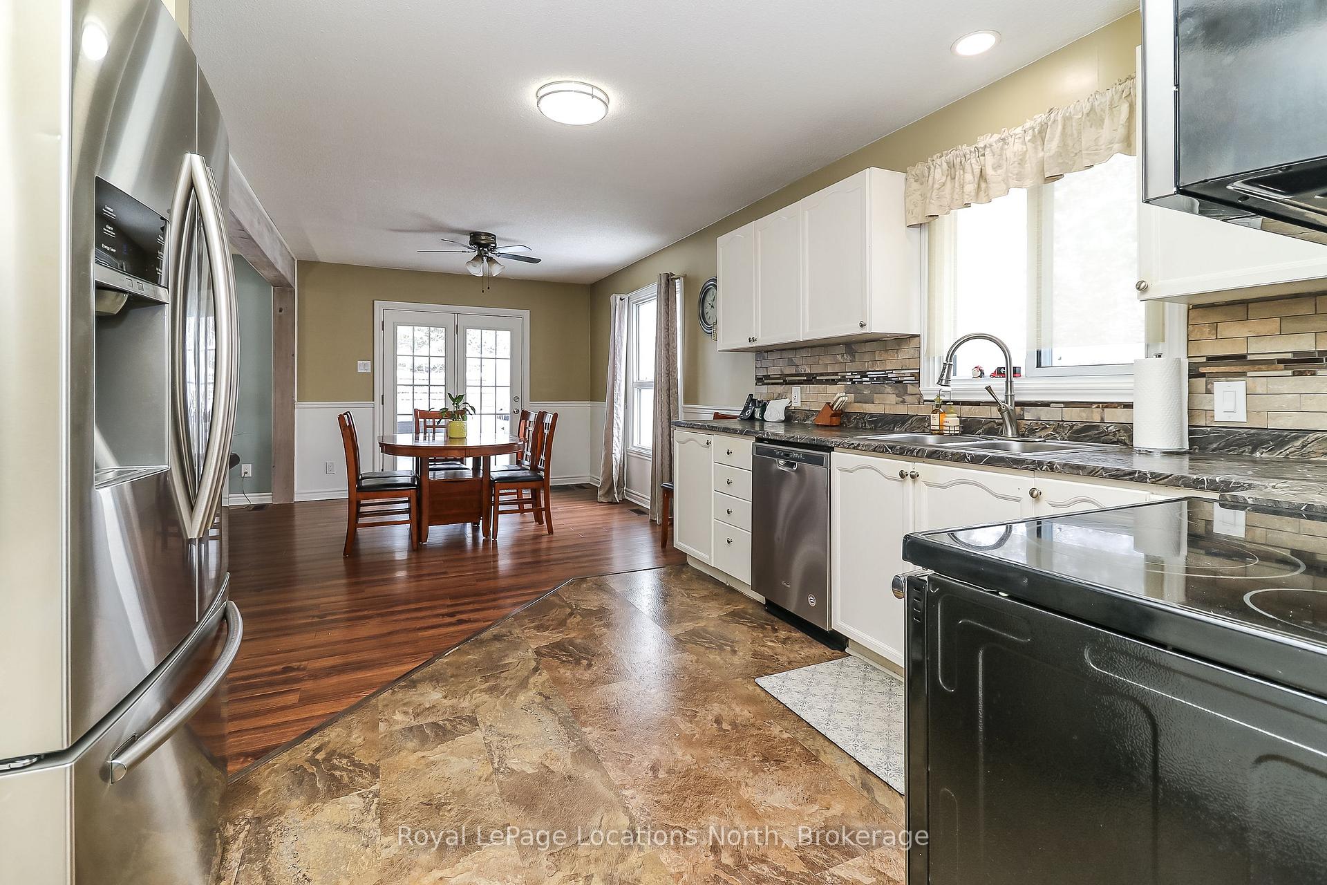 Photo 12 of 7498 County Rd 9, Clearview, Creemore — HOMEH