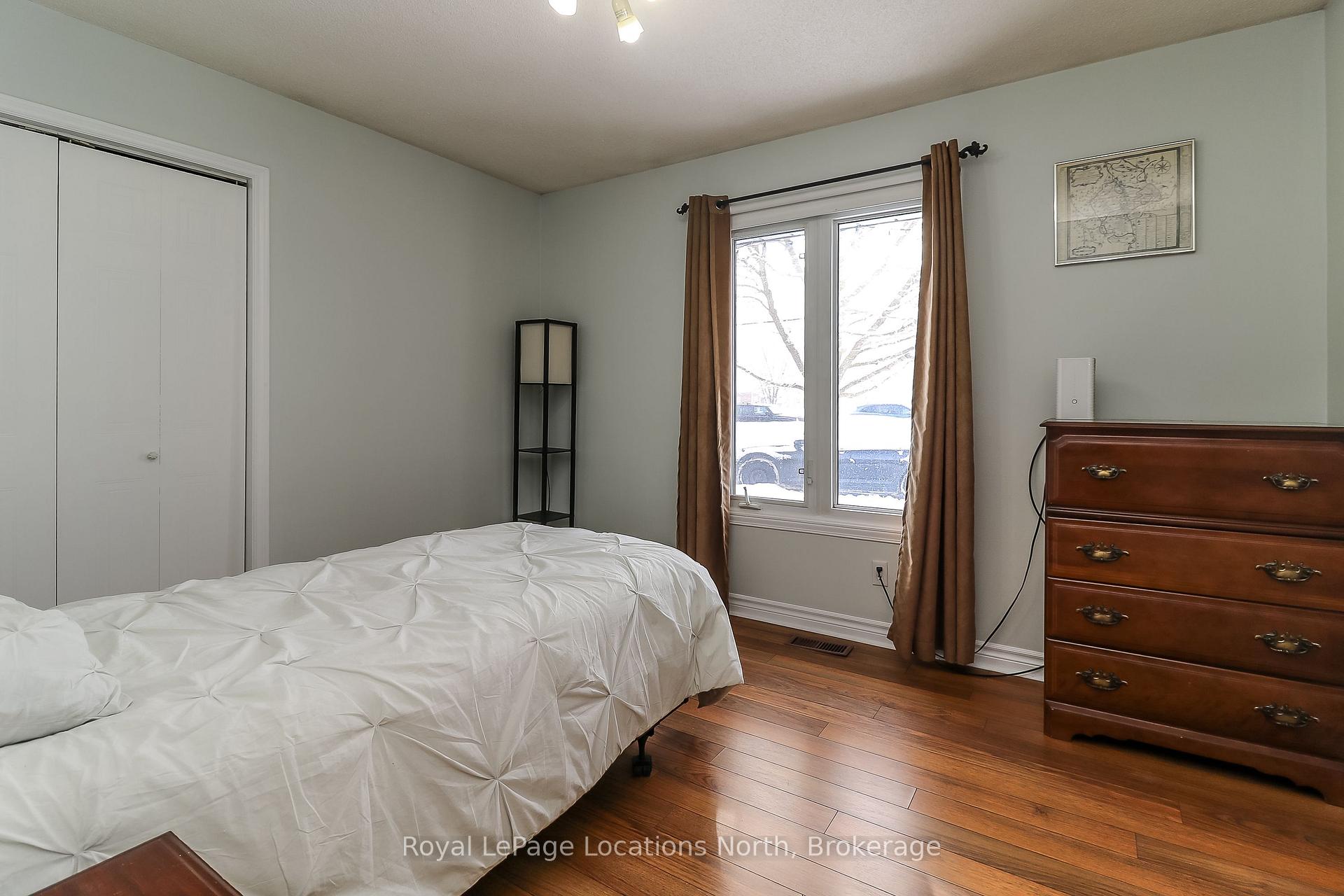 Photo 22 of 7498 County Rd 9, Clearview, Creemore — HOMEH