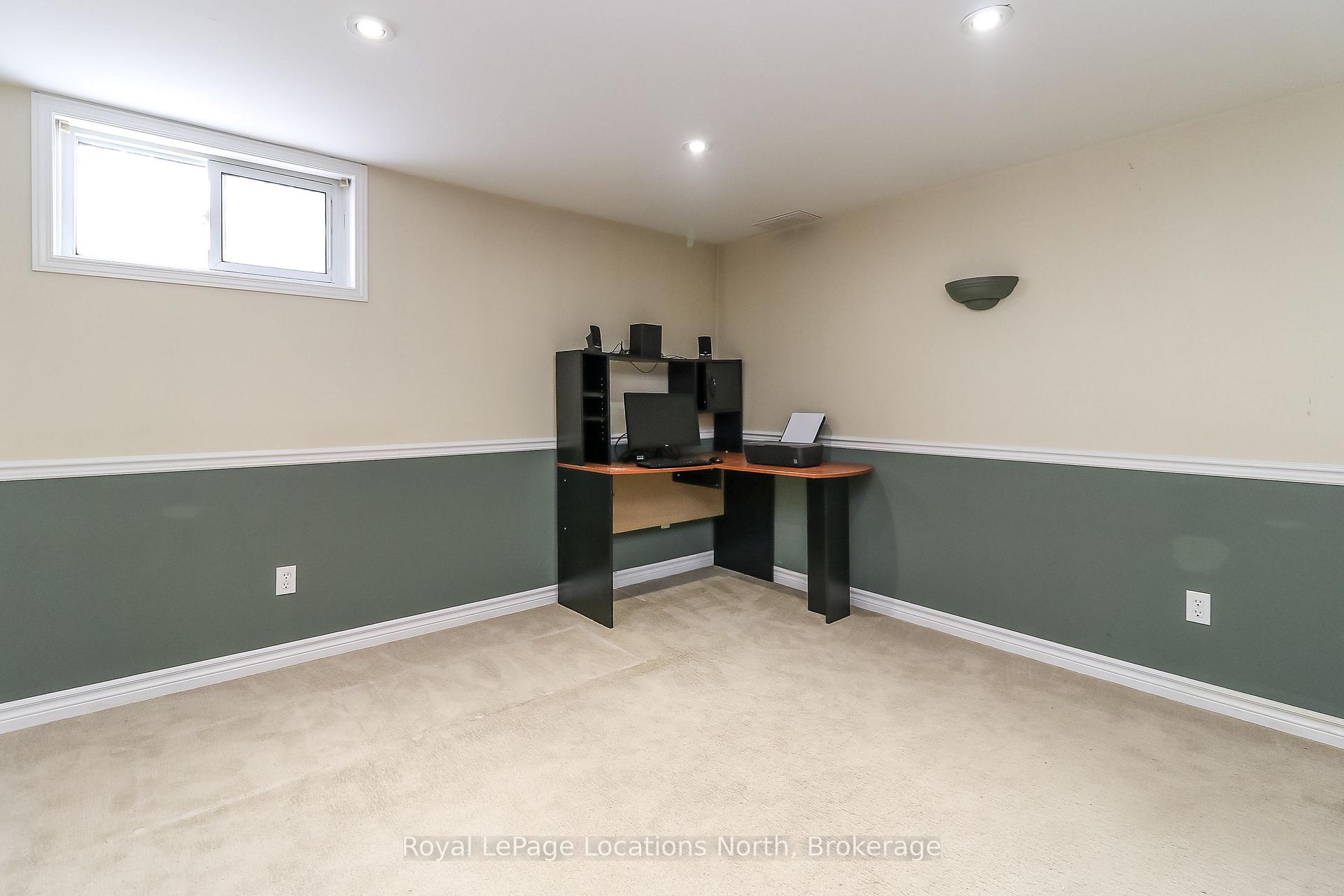 Photo 27 of 7498 County Rd 9, Clearview, Creemore — HOMEH