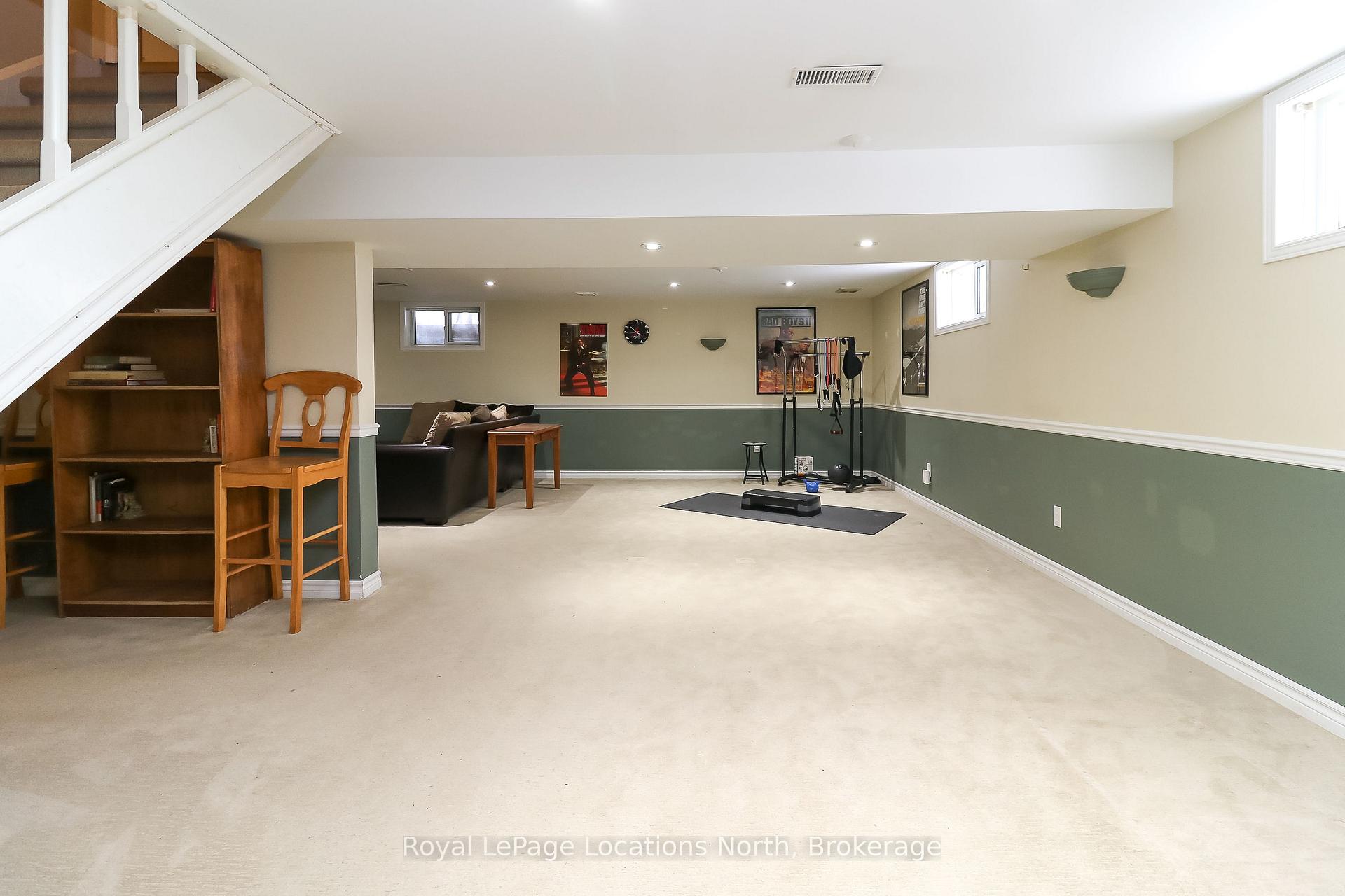 Photo 28 of 7498 County Rd 9, Clearview, Creemore — HOMEH