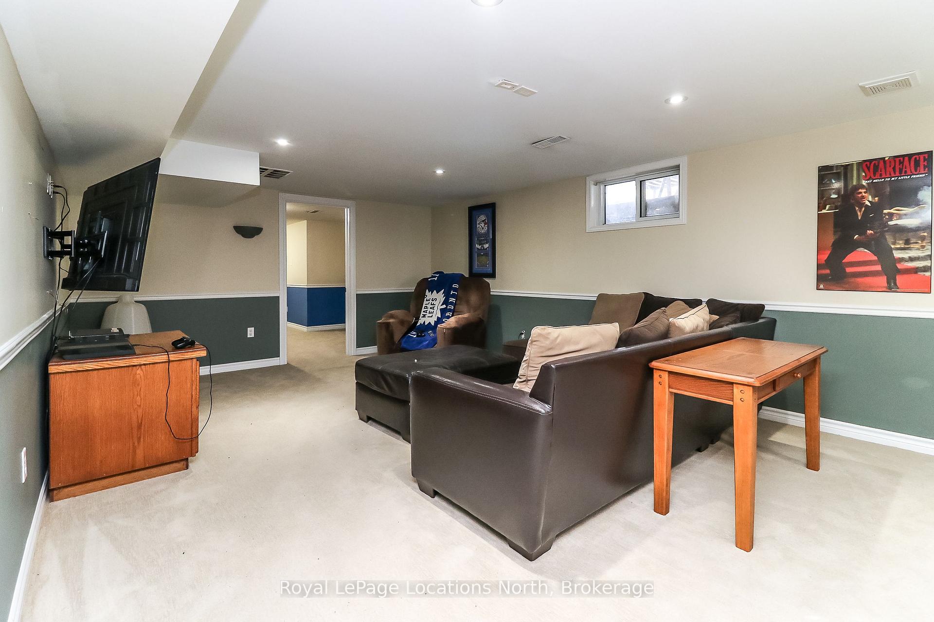 Photo 30 of 7498 County Rd 9, Clearview, Creemore — HOMEH