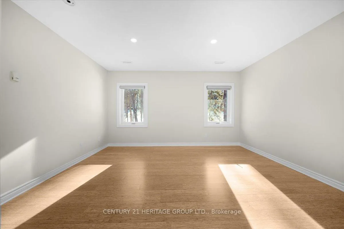 Photo 6 of Unit 202, 469 Wilson Street E, Hamilton, Ancaster — HOMEH