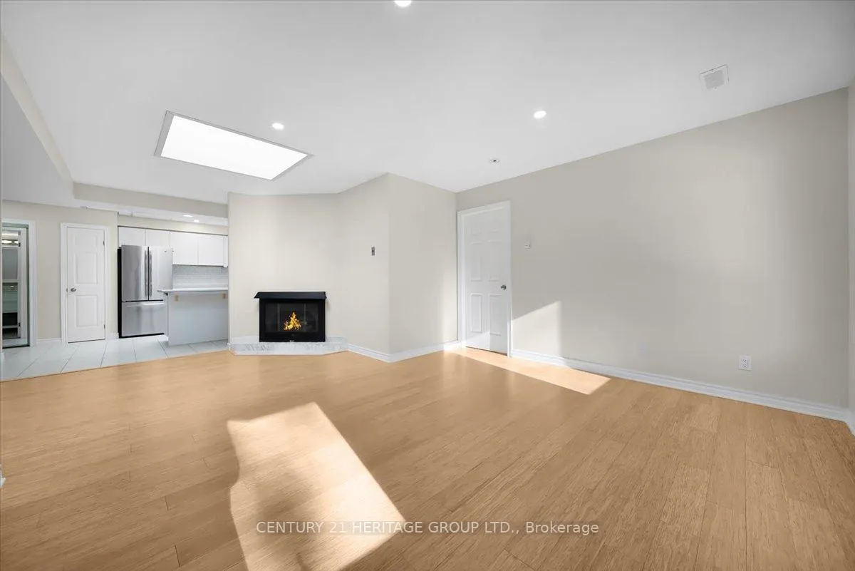Photo 9 of Unit 202, 469 Wilson Street E, Hamilton, Ancaster — HOMEH