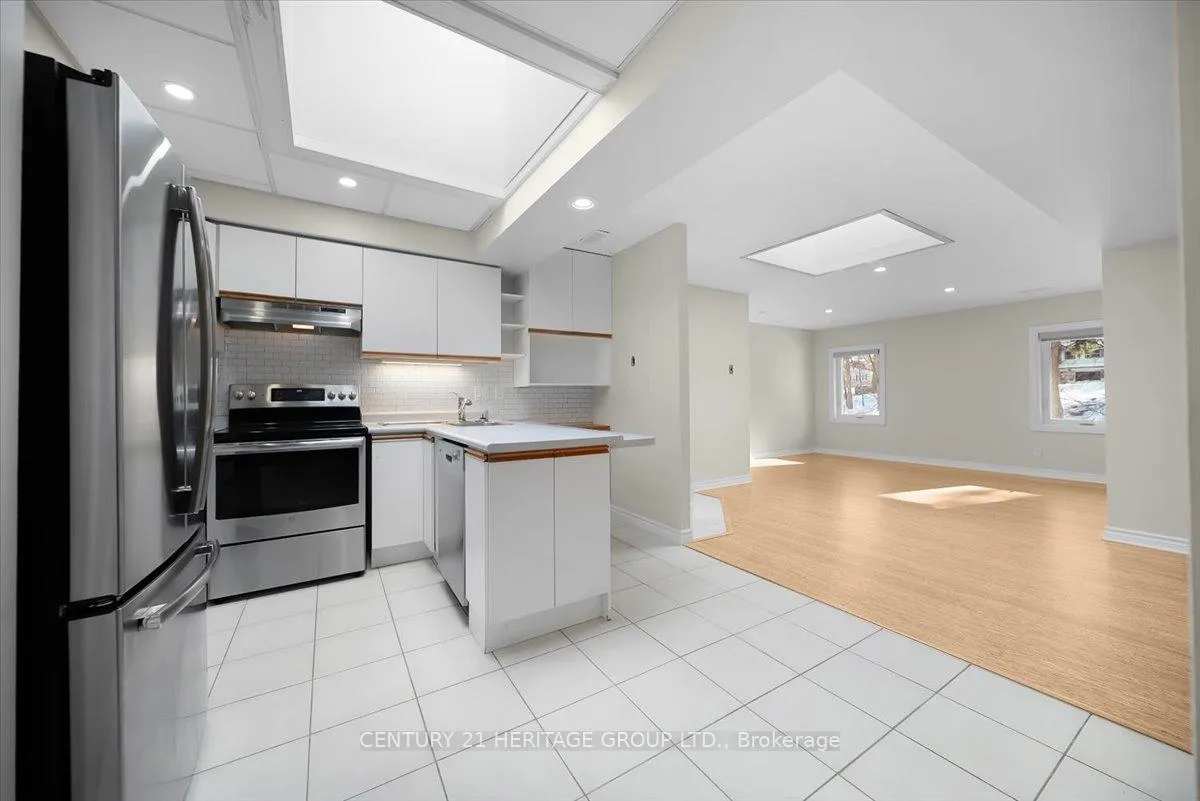 Photo 18 of Unit 202, 469 Wilson Street E, Hamilton, Ancaster — HOMEH