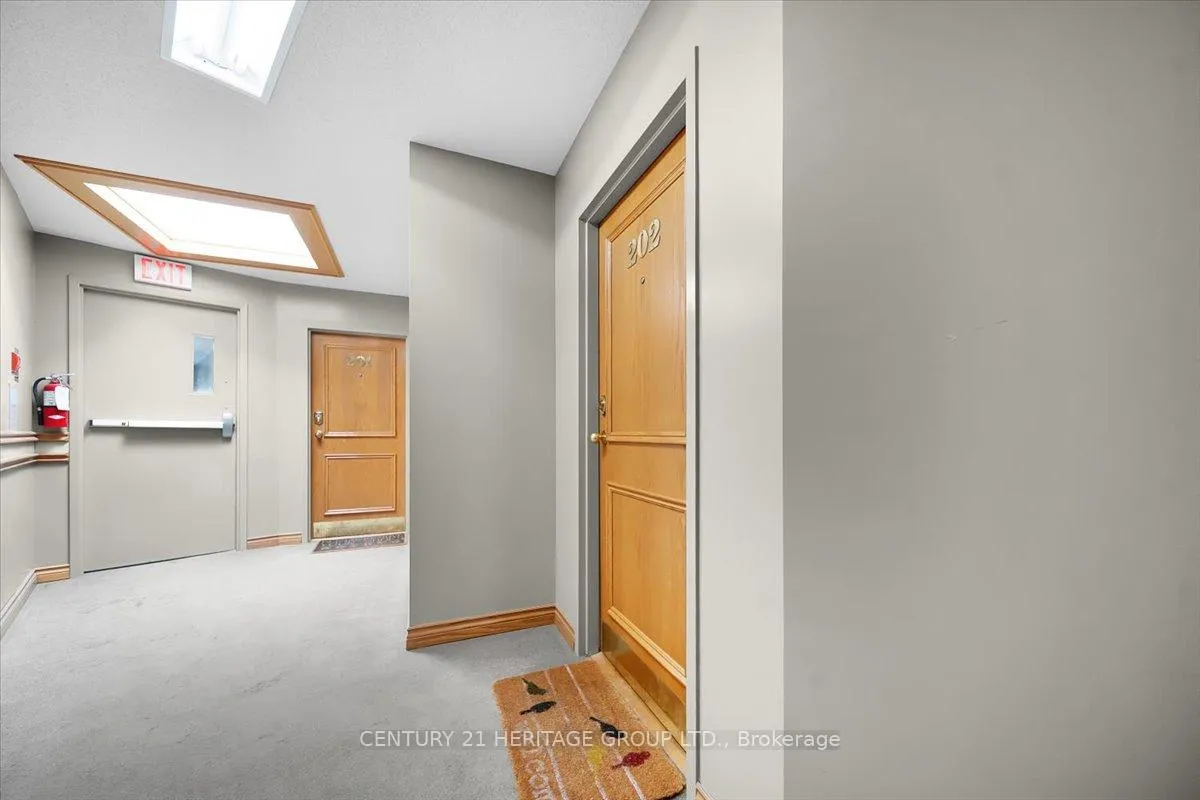Photo 35 of Unit 202, 469 Wilson Street E, Hamilton, Ancaster — HOMEH