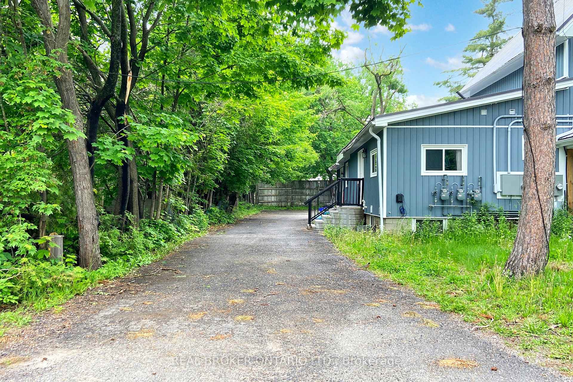 Photo 5 of 280 Bishop Street, Gravenhurst, Muskoka (S) — HOMEH