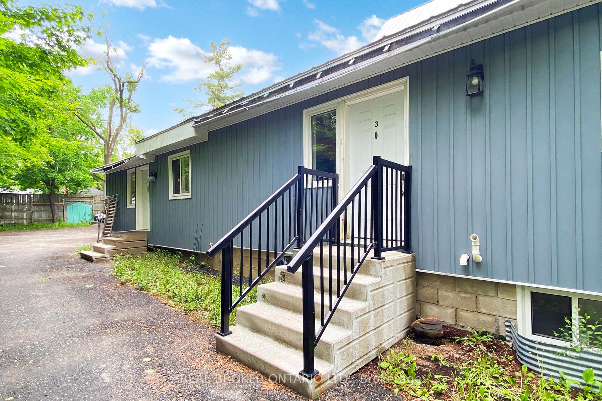 Photo 8 of 280 Bishop Street, Gravenhurst, Muskoka (S) — HOMEH