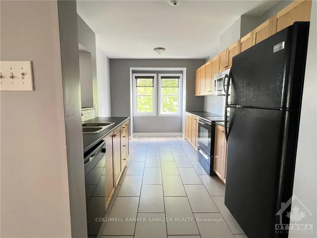 Photo 8 of 1610 Haydon Circle, Ottawa, Barrhaven - Heritage Park — HOMEH