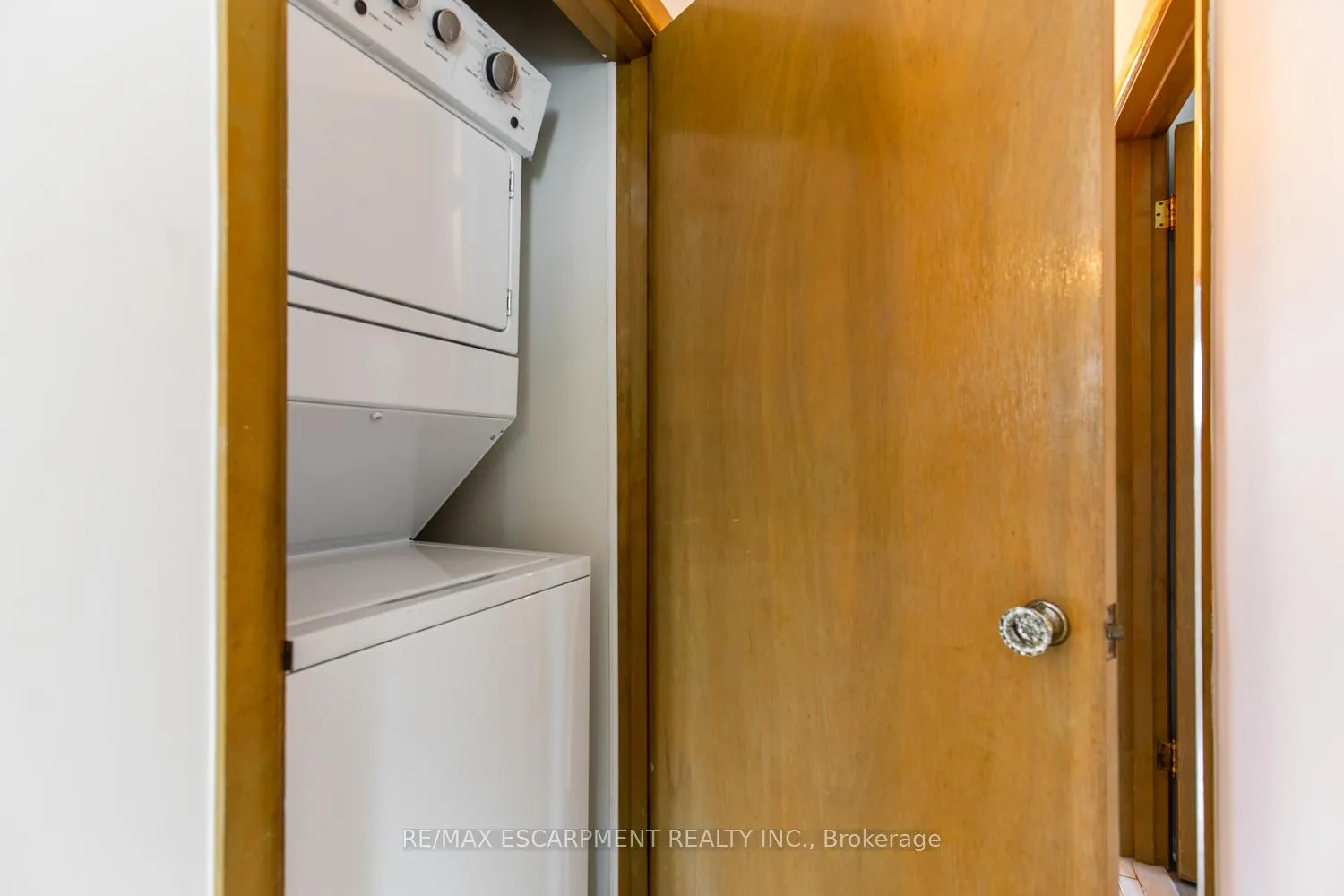 Photo 28 of Unit 1, 249 West 33rd Street, Hamilton, Westcliffe — HOMEH