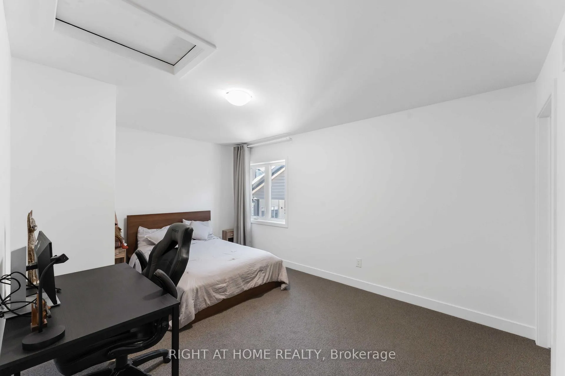 Photo 29 of 339 Shuttleworth Drive, Ottawa, Leitrim — HOMEH