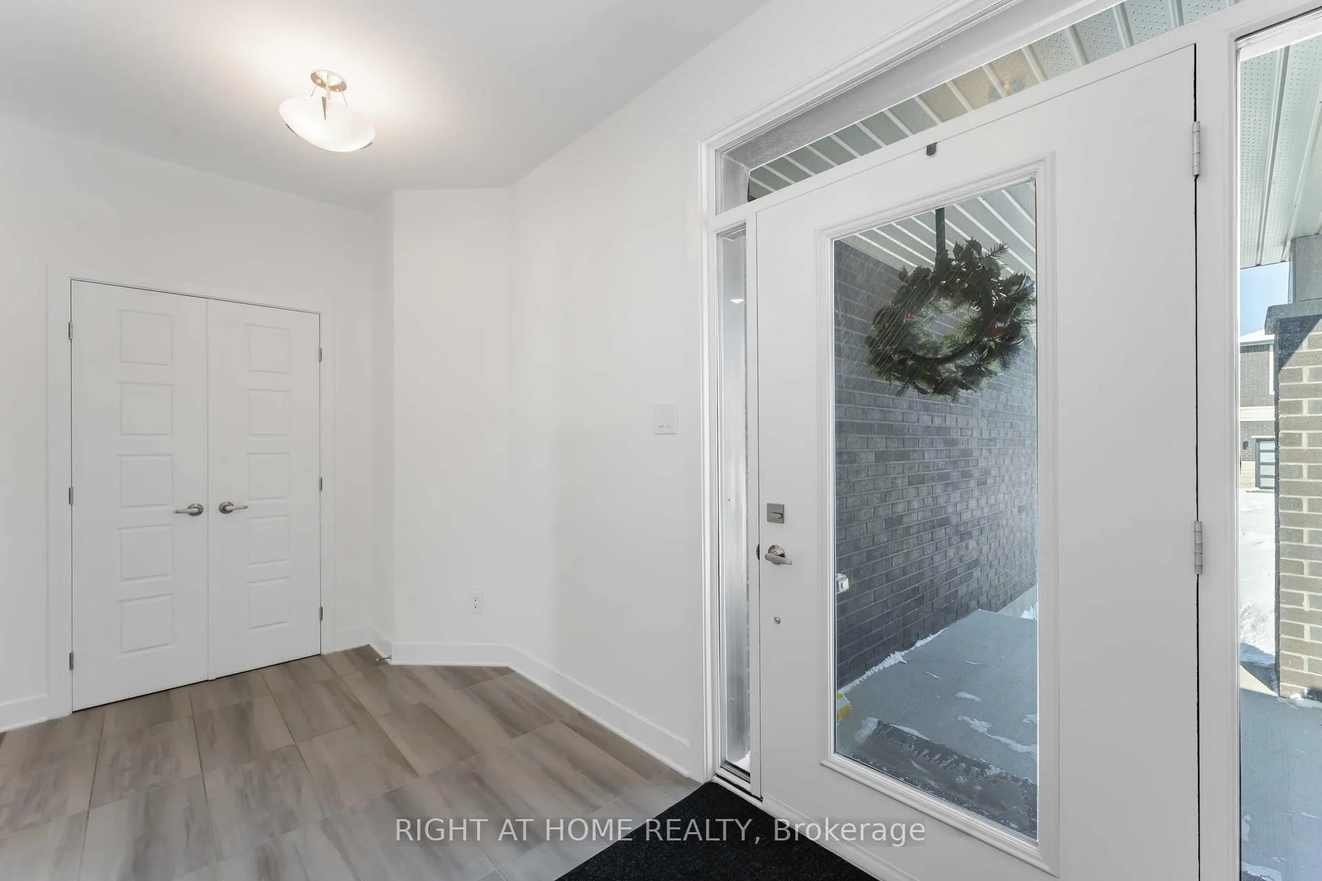 Photo 36 of 339 Shuttleworth Drive, Ottawa, Leitrim — HOMEH