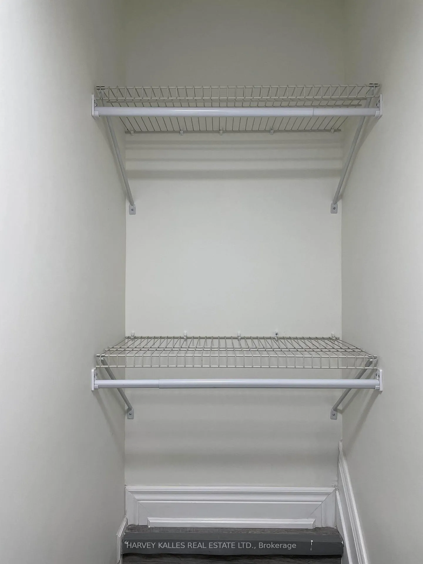 Photo 4 of Unit Basement, 14 Stable Gate, Brampton, Northwest Sandalwood Parkway — HOMEH