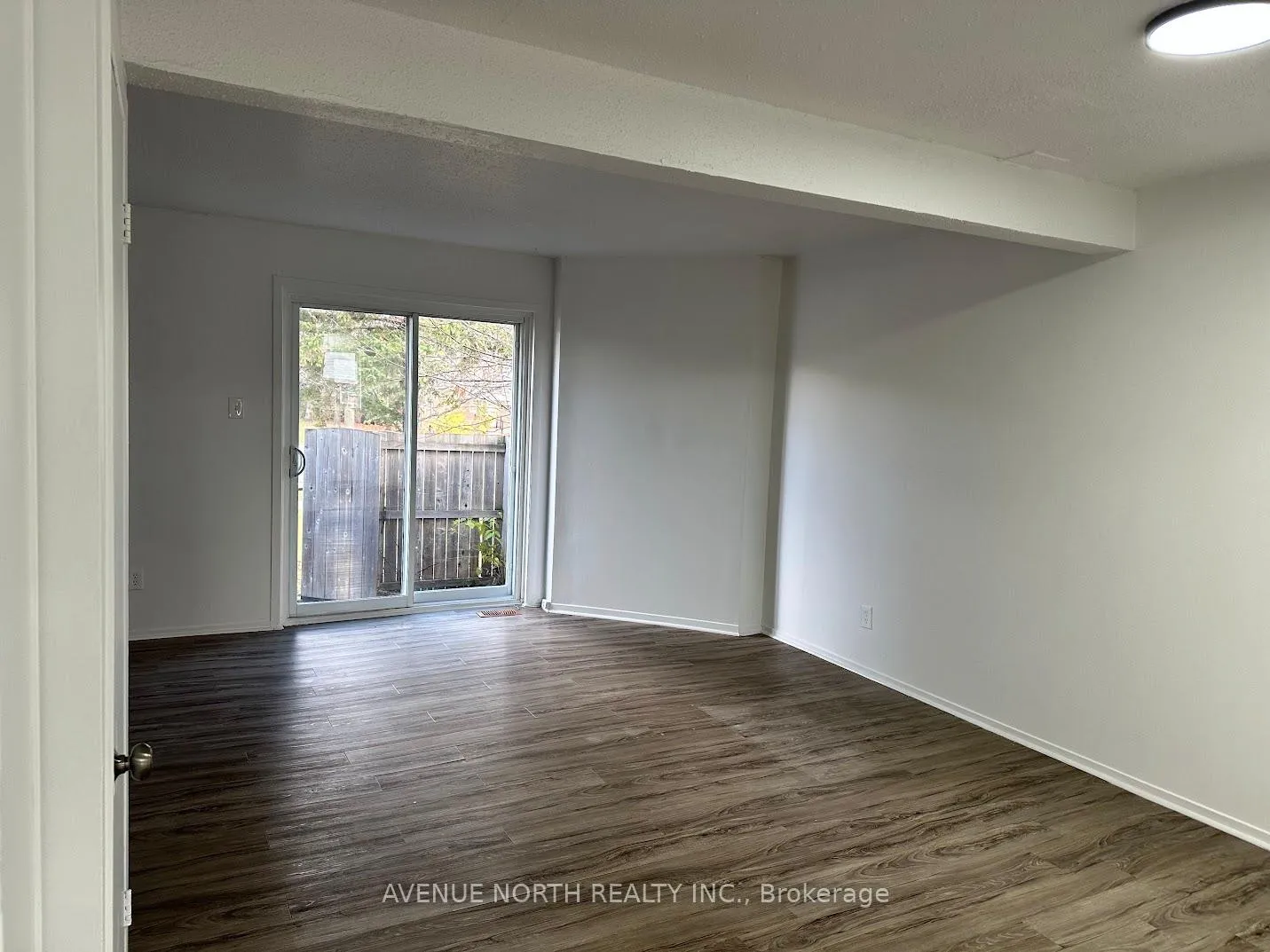 Photo 6 of Unit 65, 1787 Dondale Street, Ottawa, Pineview — HOMEH