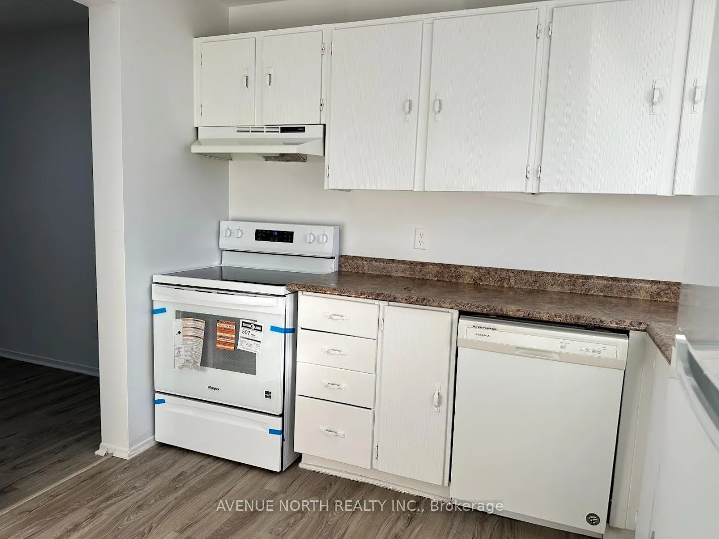 Photo 10 of Unit 65, 1787 Dondale Street, Ottawa, Pineview — HOMEH
